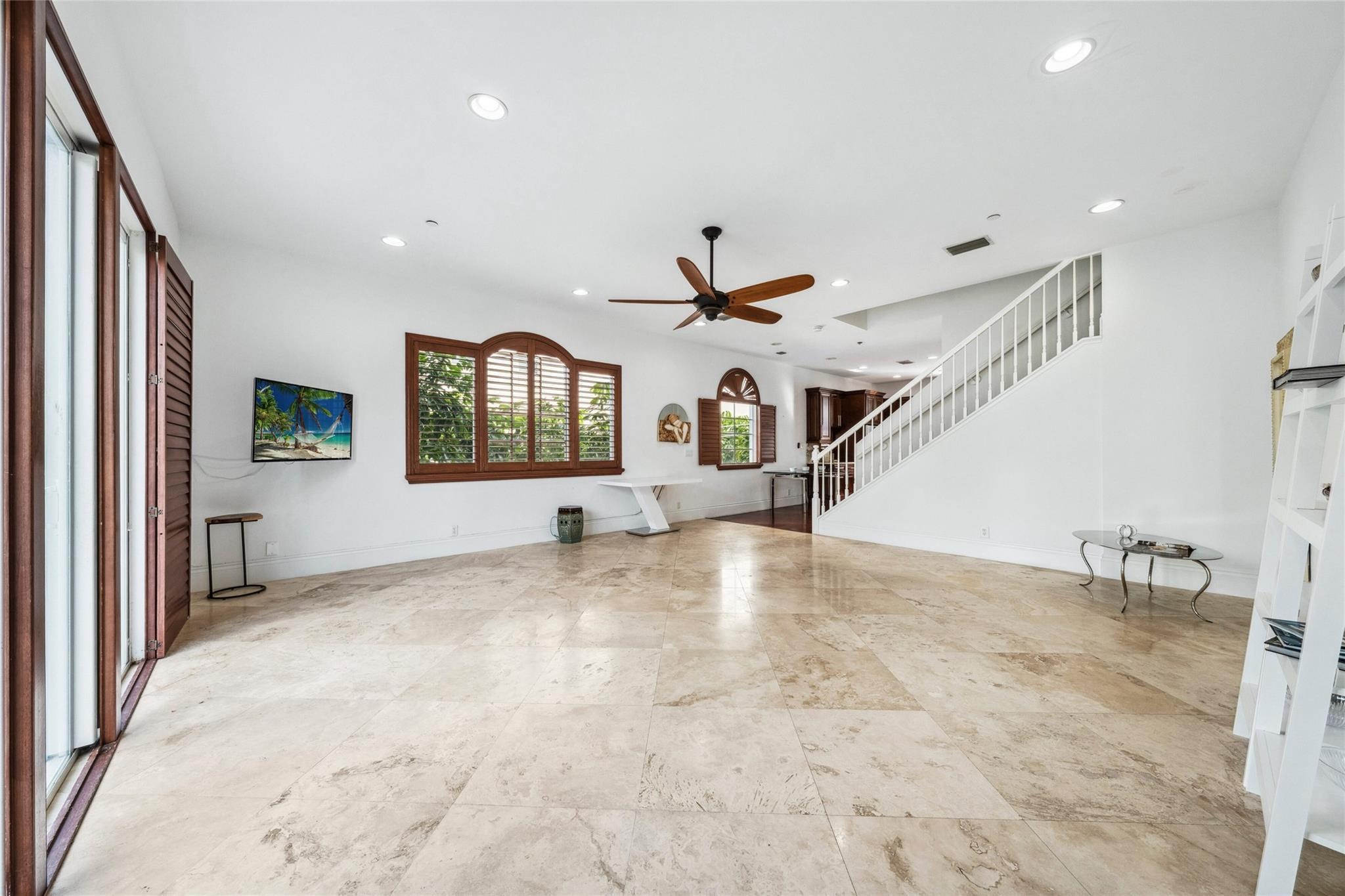 430 Sunset Dr