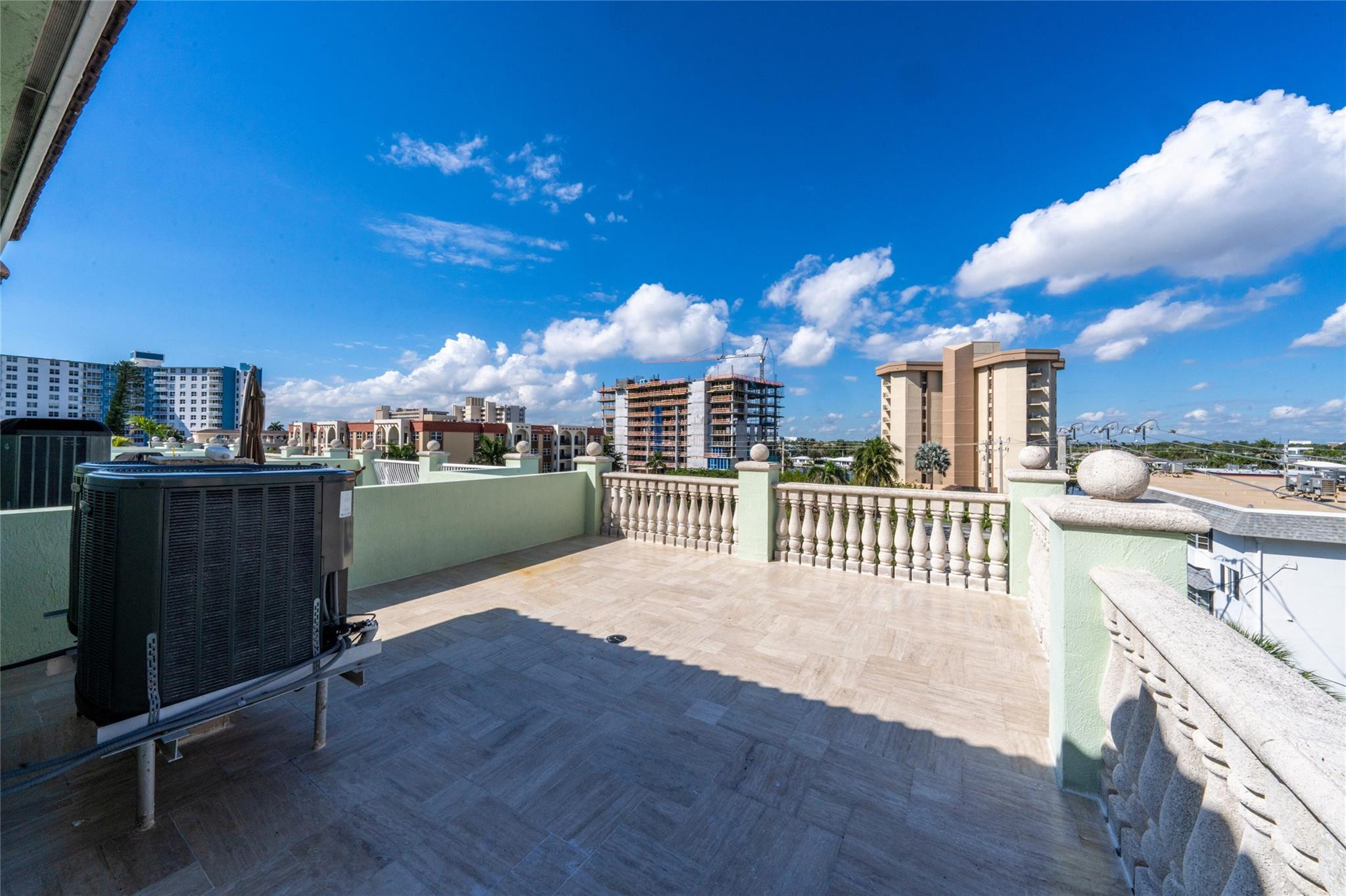 430 Sunset Dr