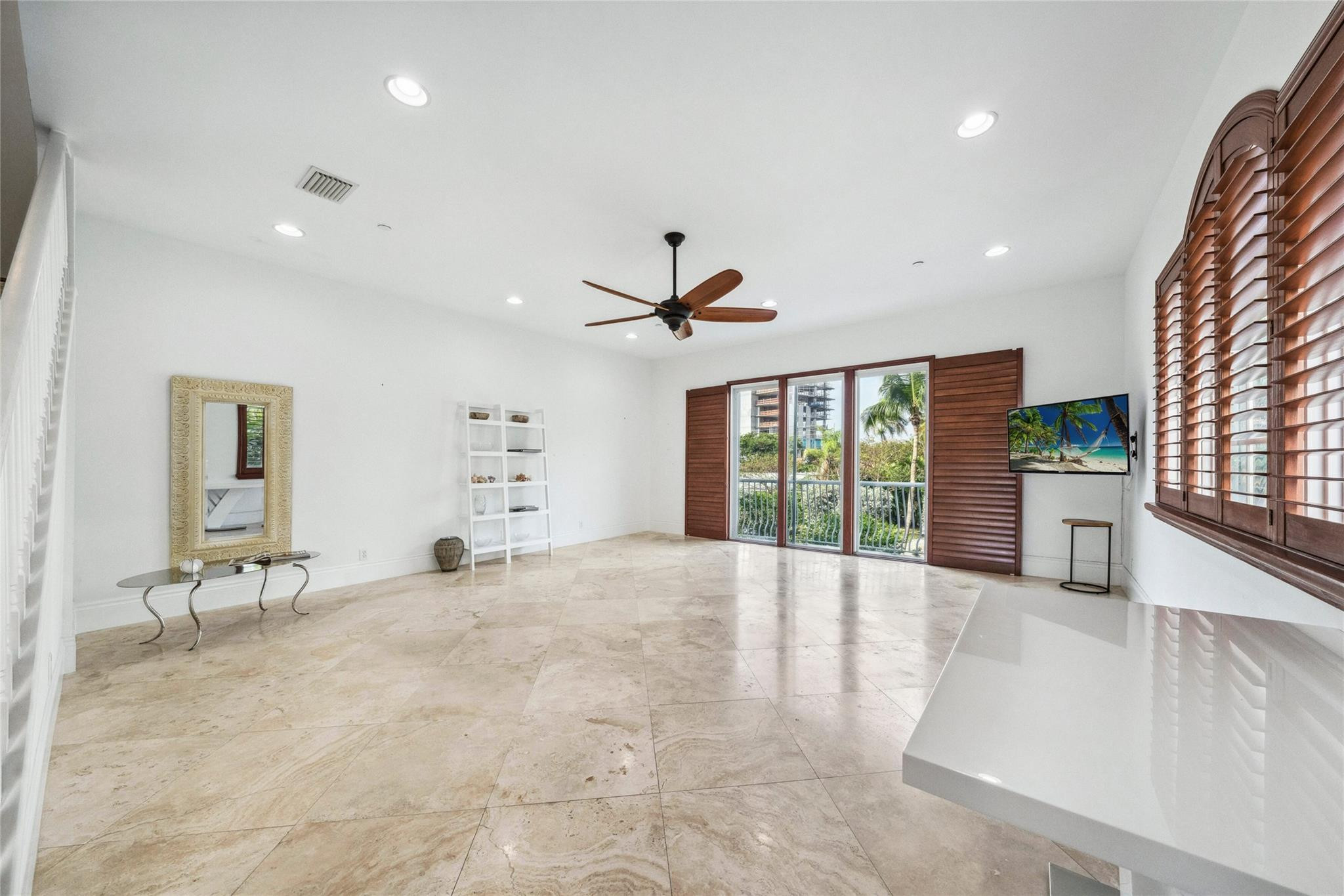 430 Sunset Dr