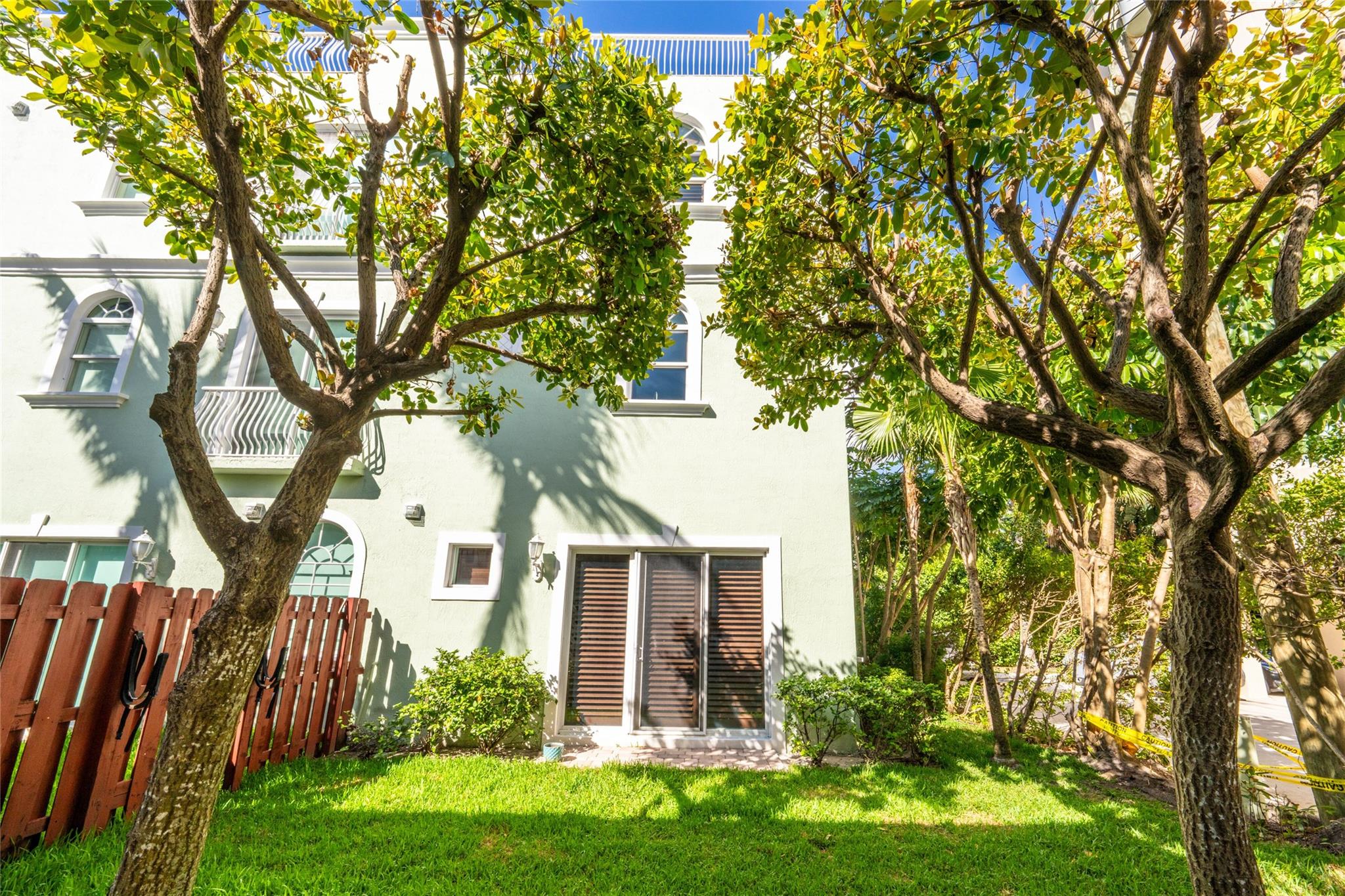 430 Sunset Dr