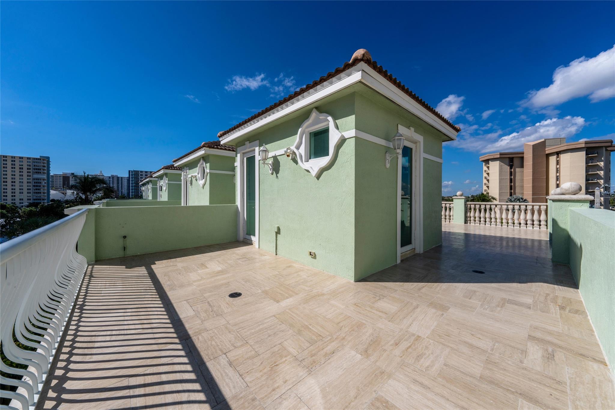430 Sunset Dr