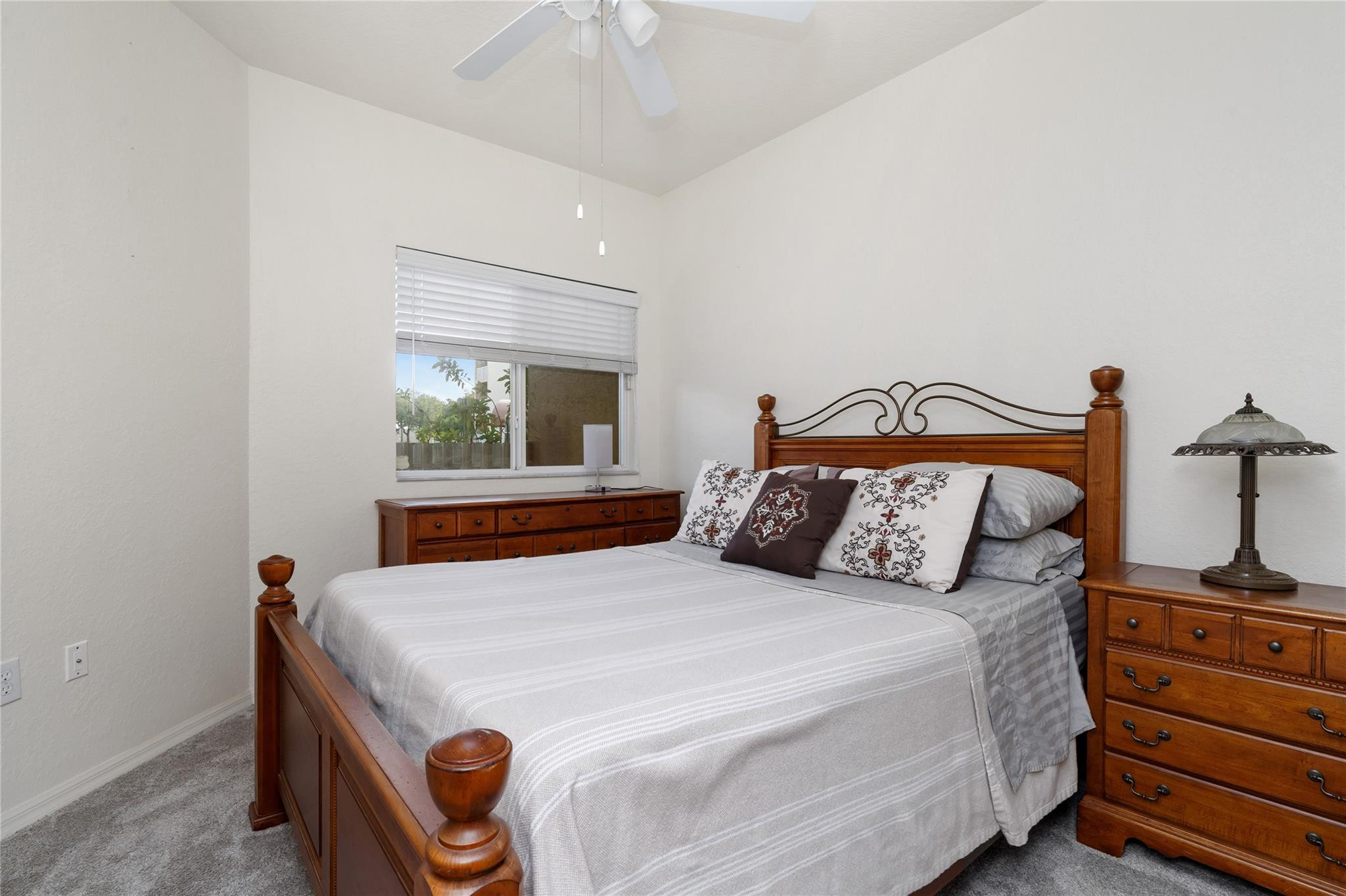 7715 Yardley Dr 113