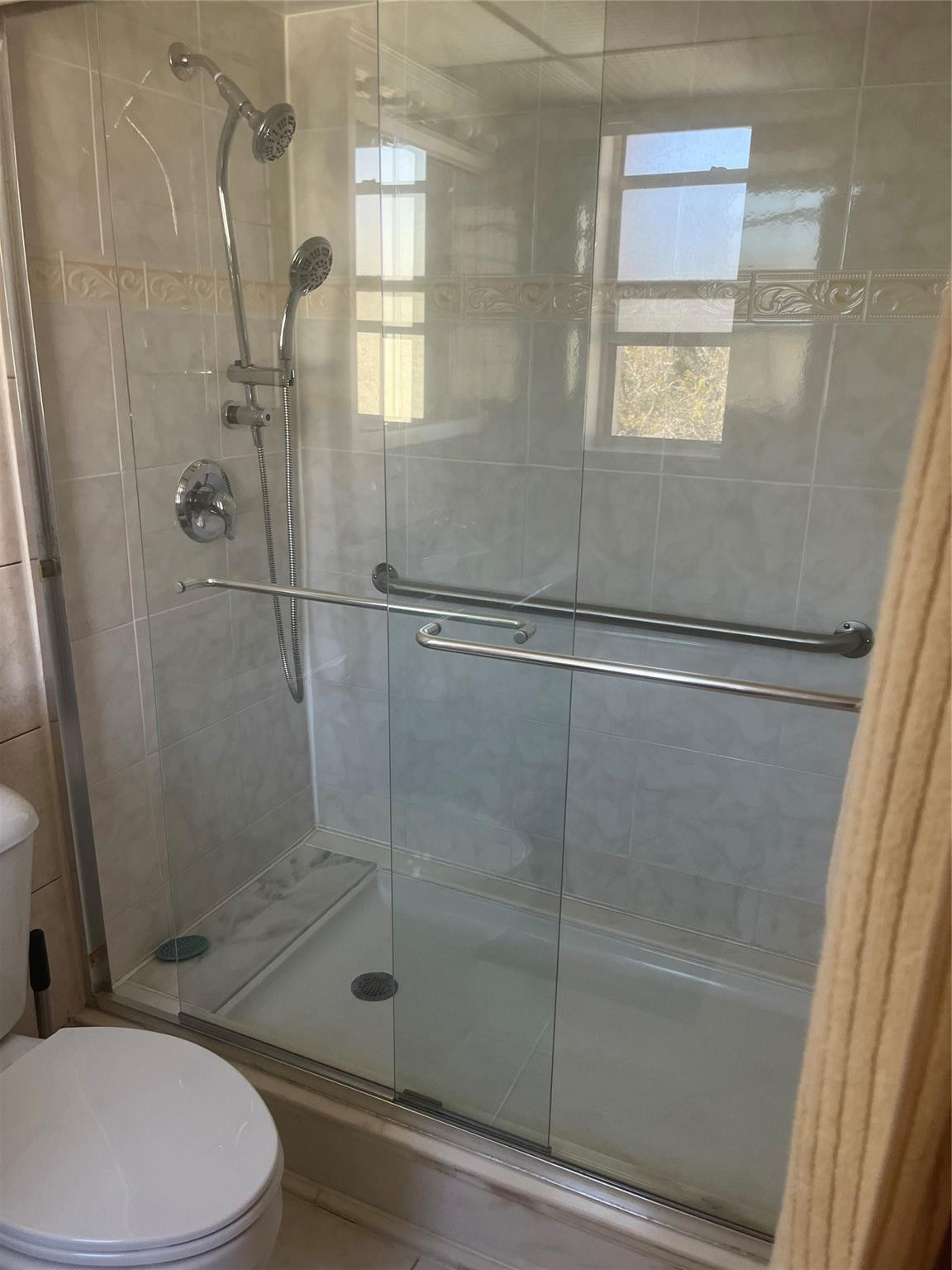 1800 N Lauderdale Ave 4311