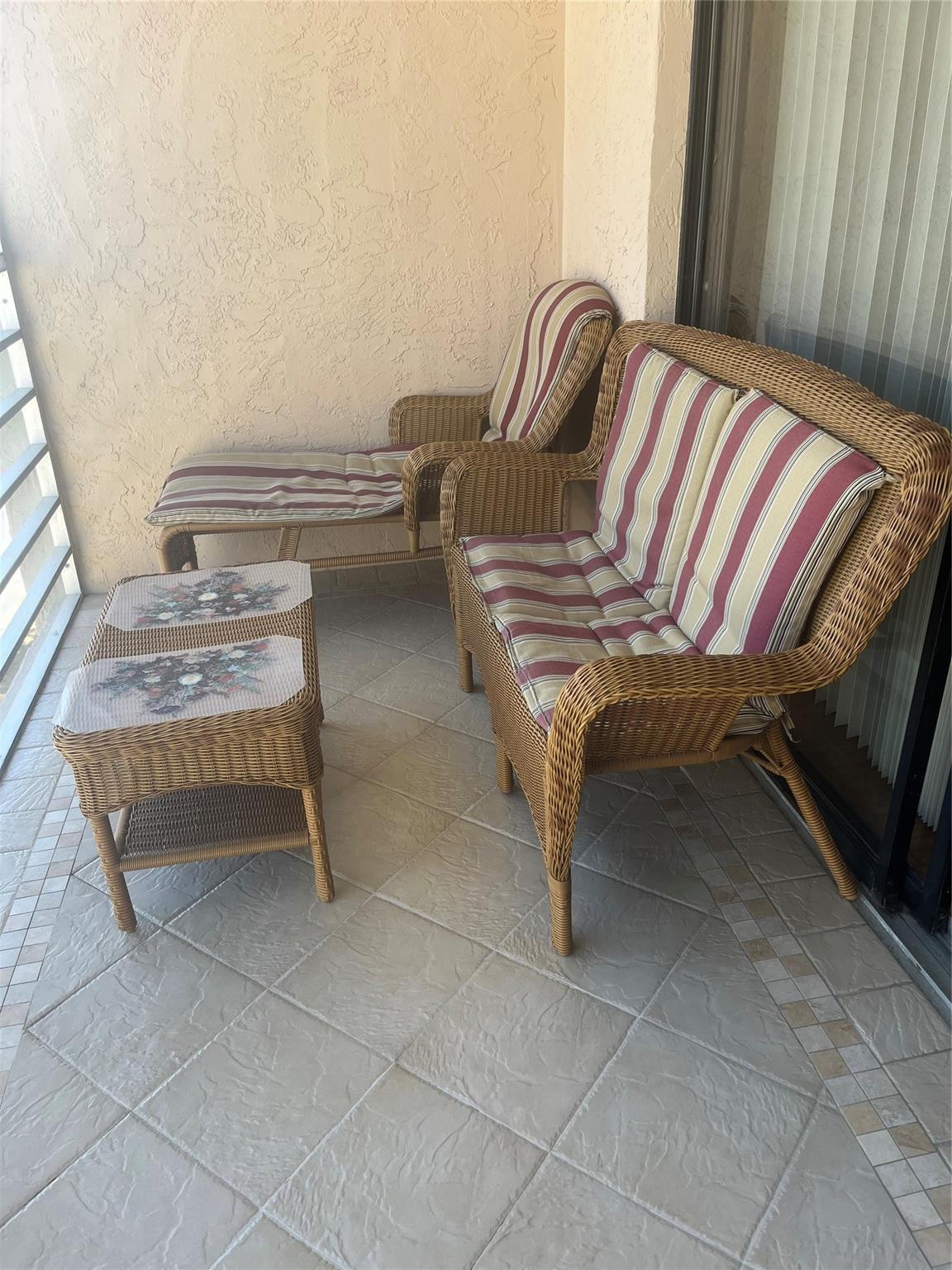 1800 N Lauderdale Ave 4311