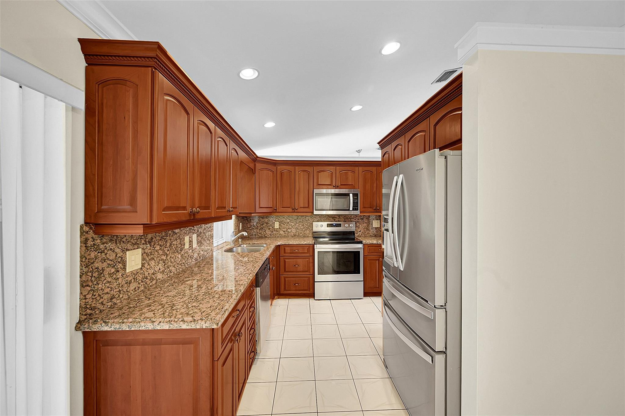 1046 NW 10th St