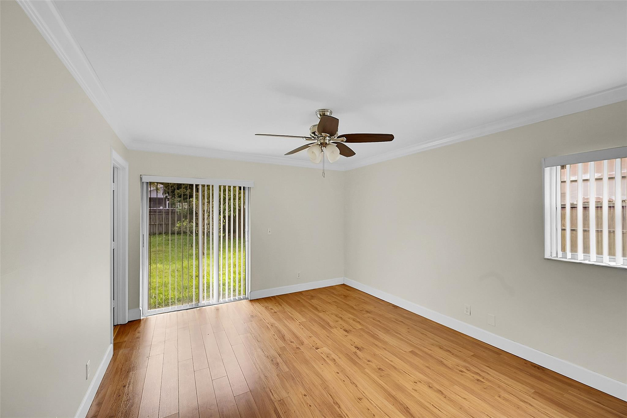 1046 NW 10th St