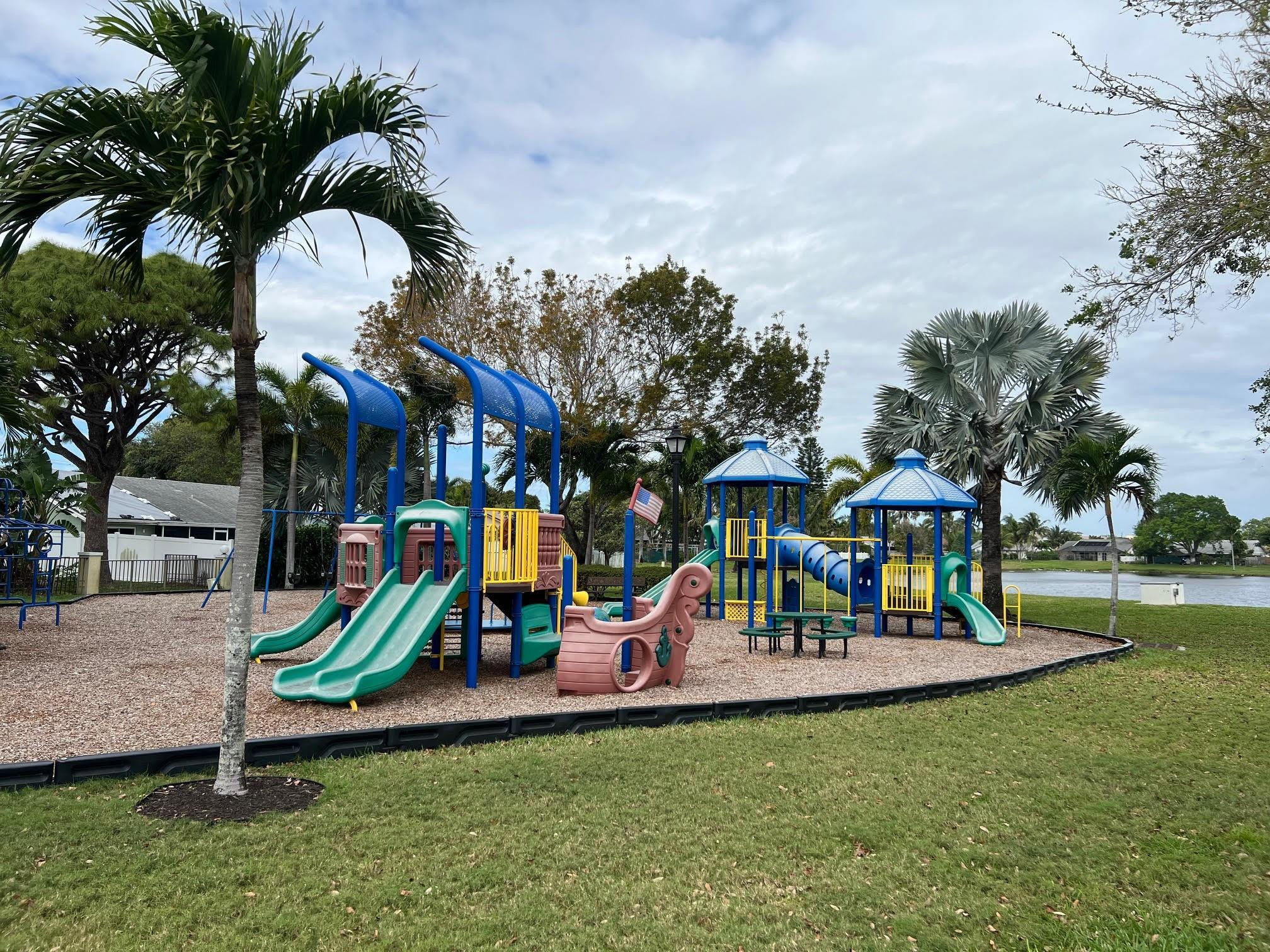 1046 NW 10th St