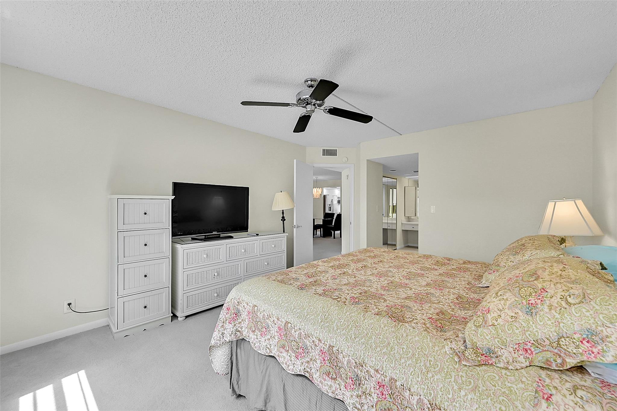 1503 Cayman Way L3