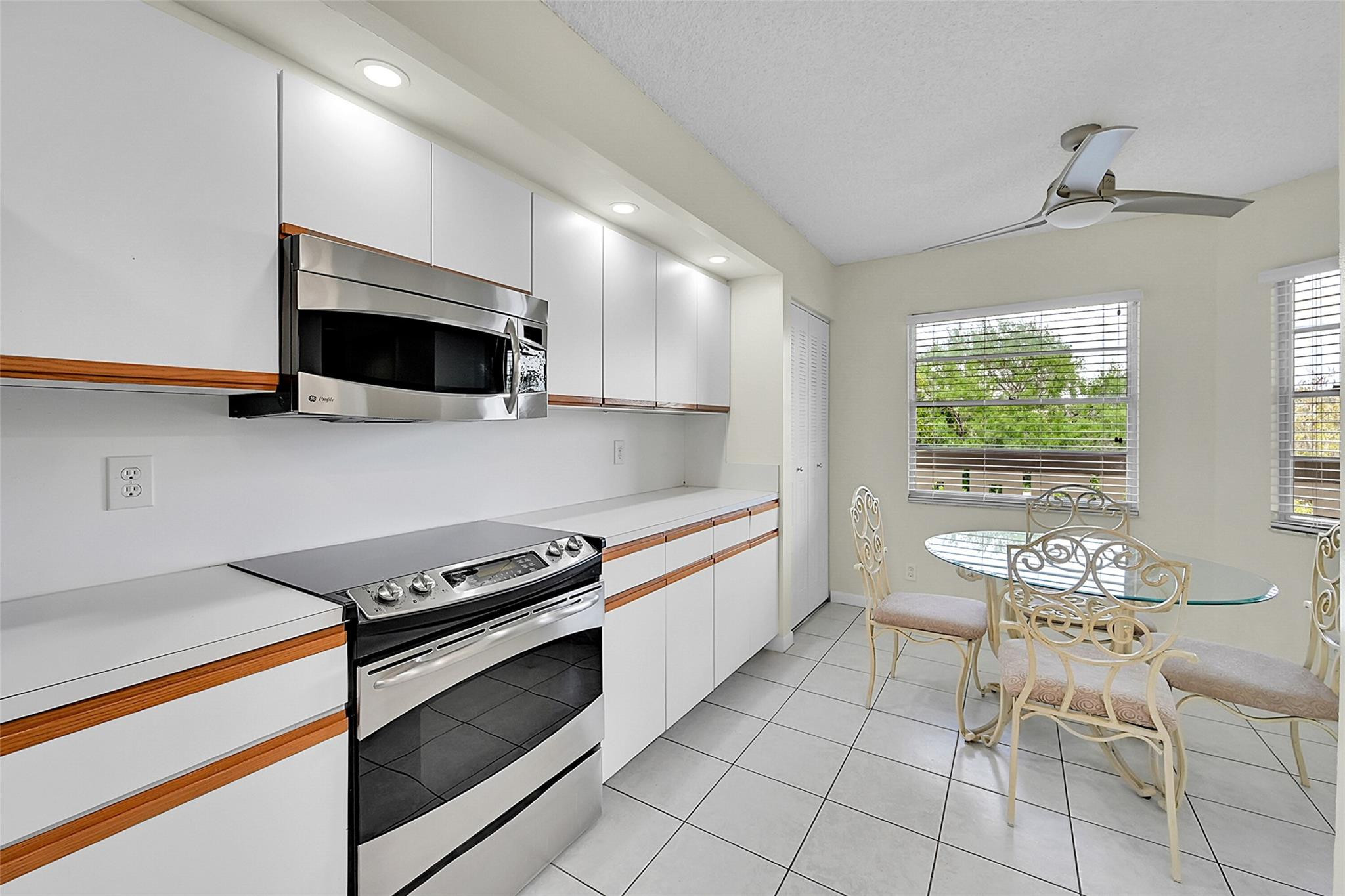 1503 Cayman Way L3