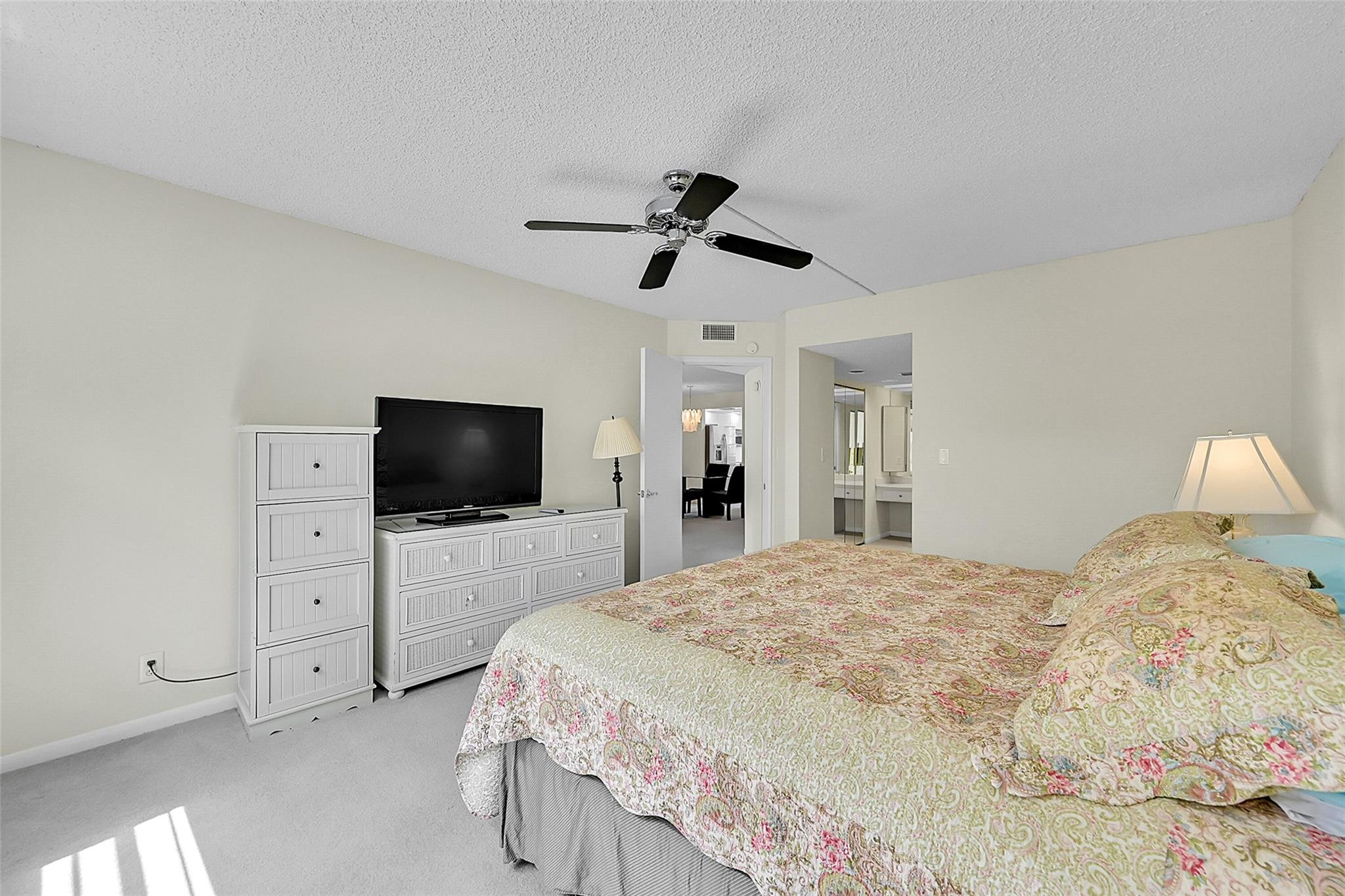 1503 Cayman Way L3