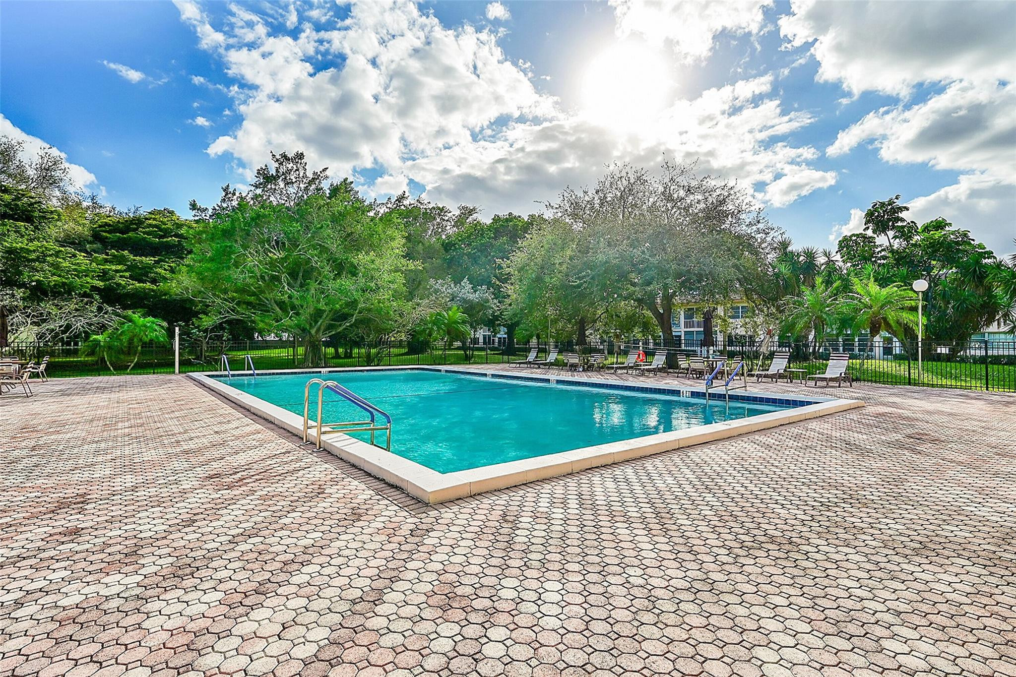1503 Cayman Way L3