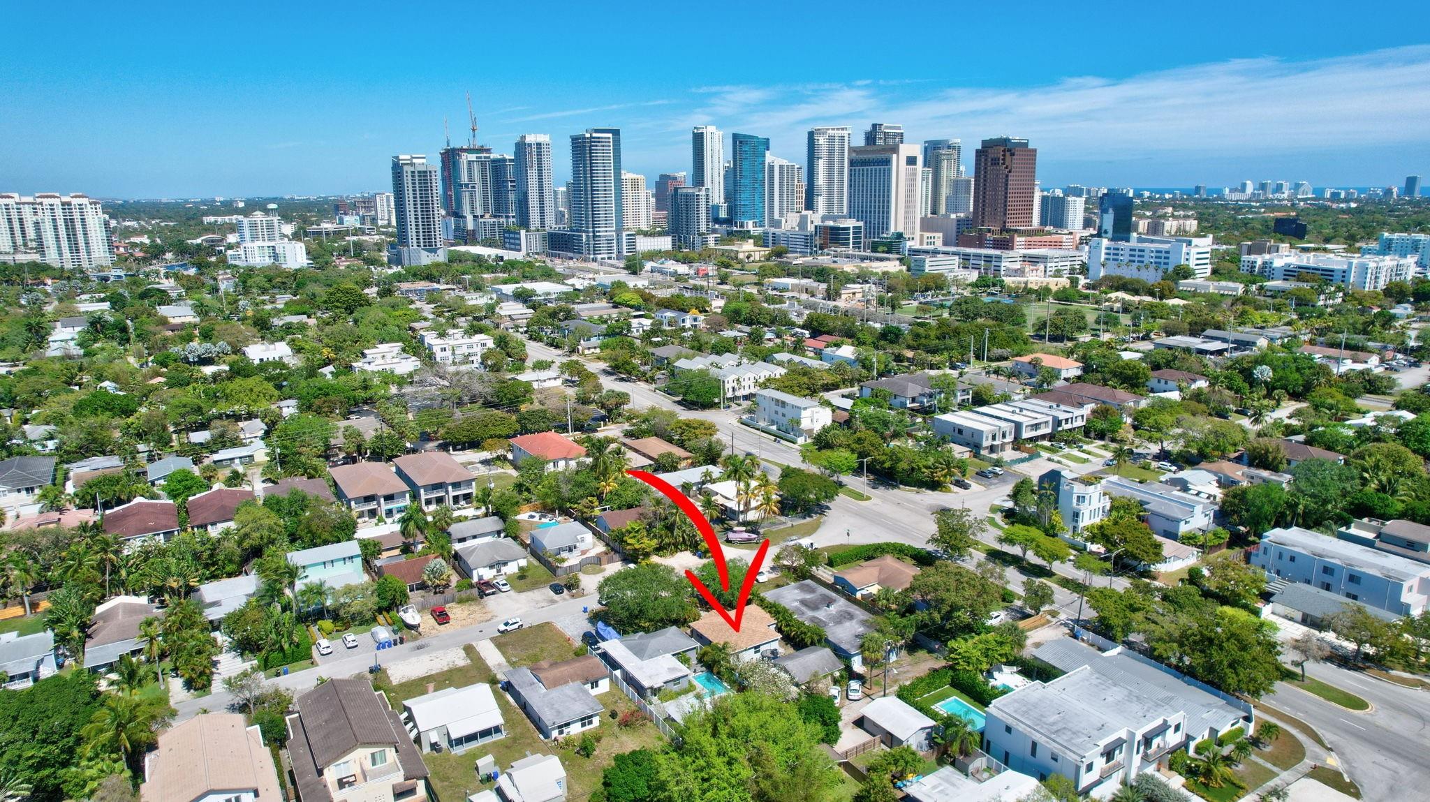410 SW 10th St