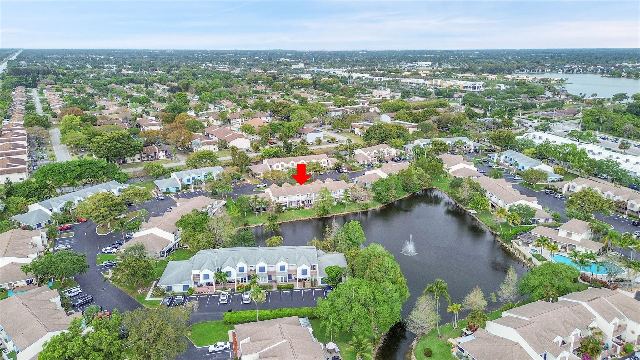 256 W Hemingway Cir