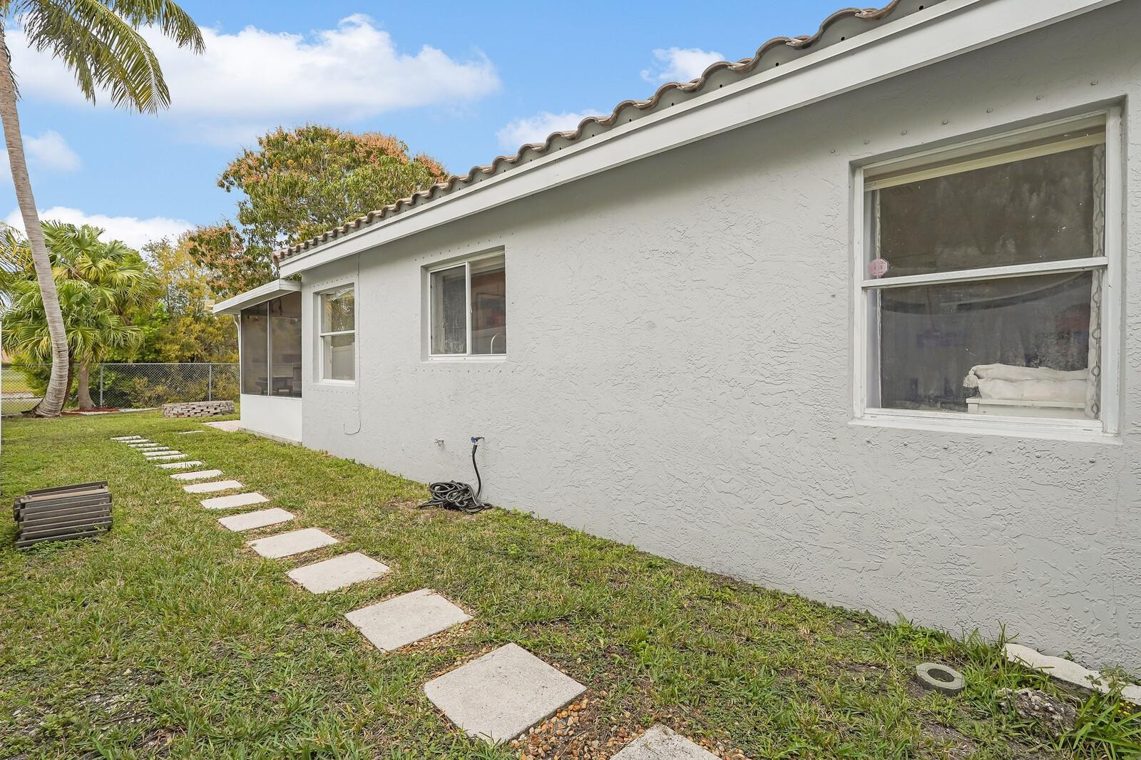 10266 Allegro Dr