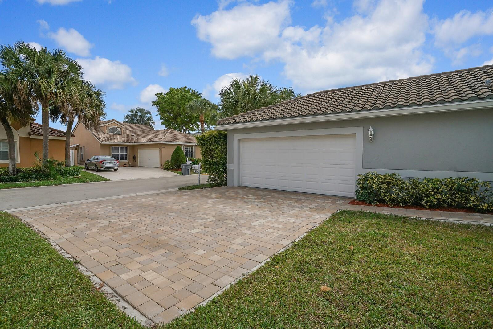 10266 Allegro Dr