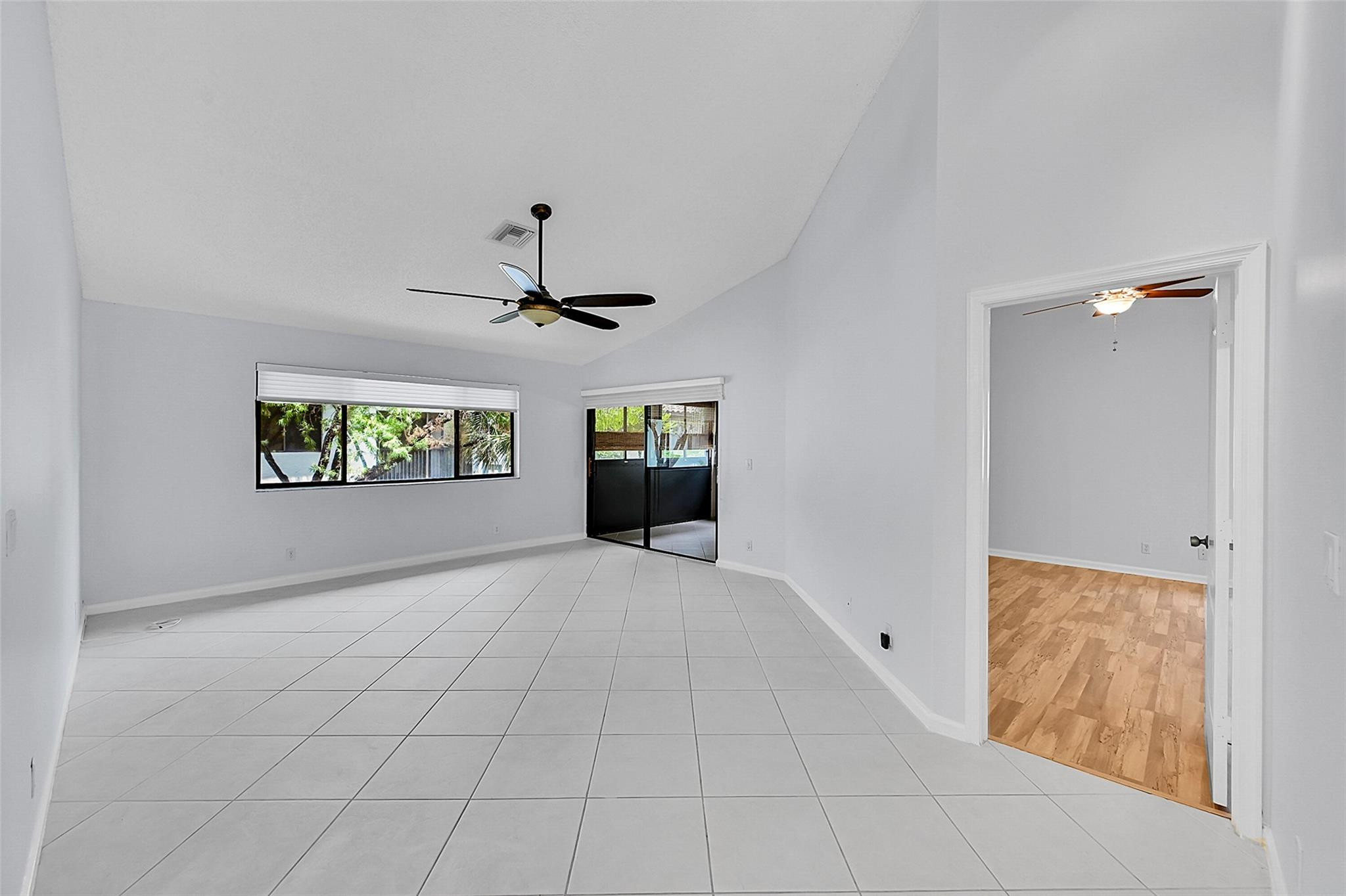 7525 NW 61st Ter 7525