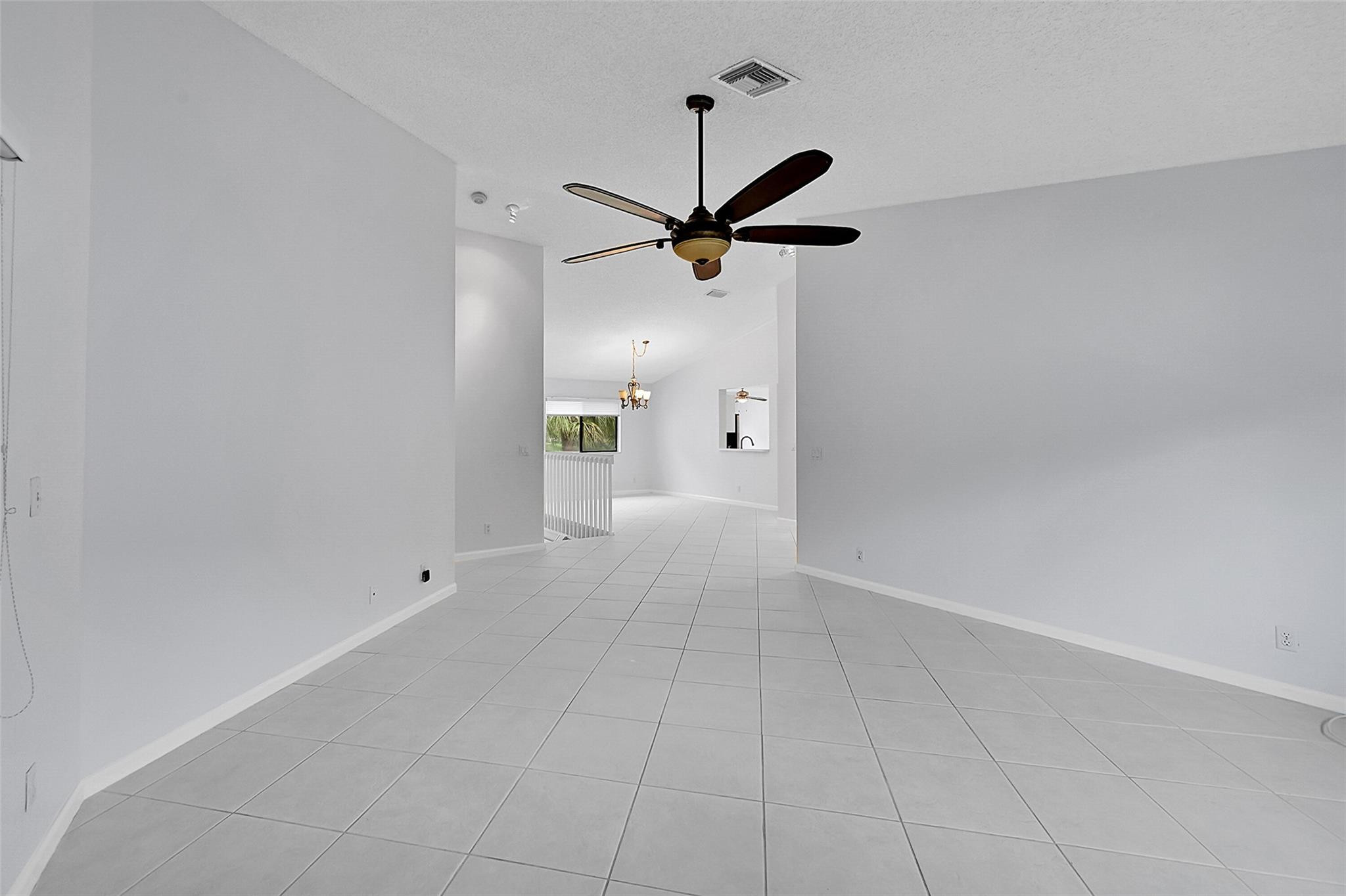 7525 NW 61st Ter 7525