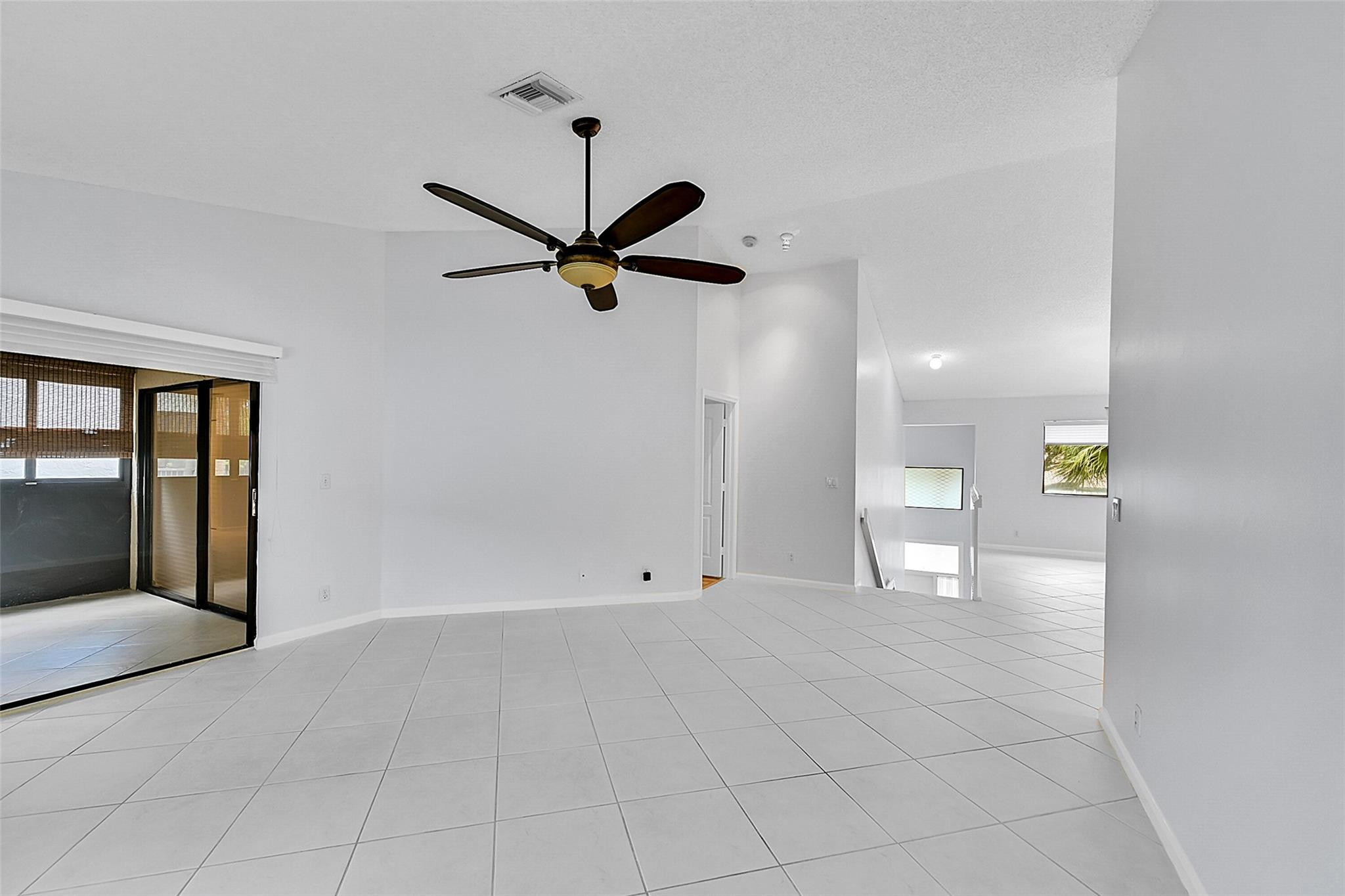 7525 NW 61st Ter 7525