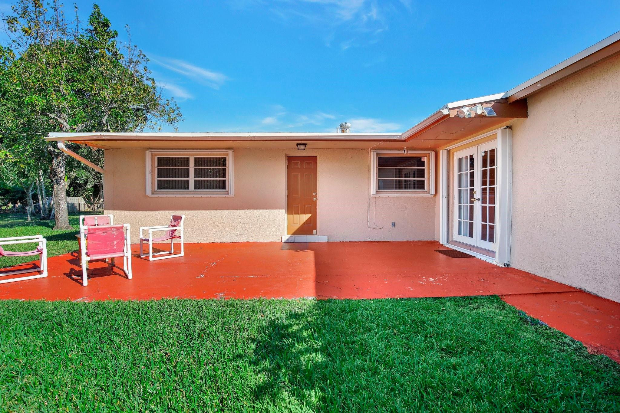 1831 NW 63rd Ave