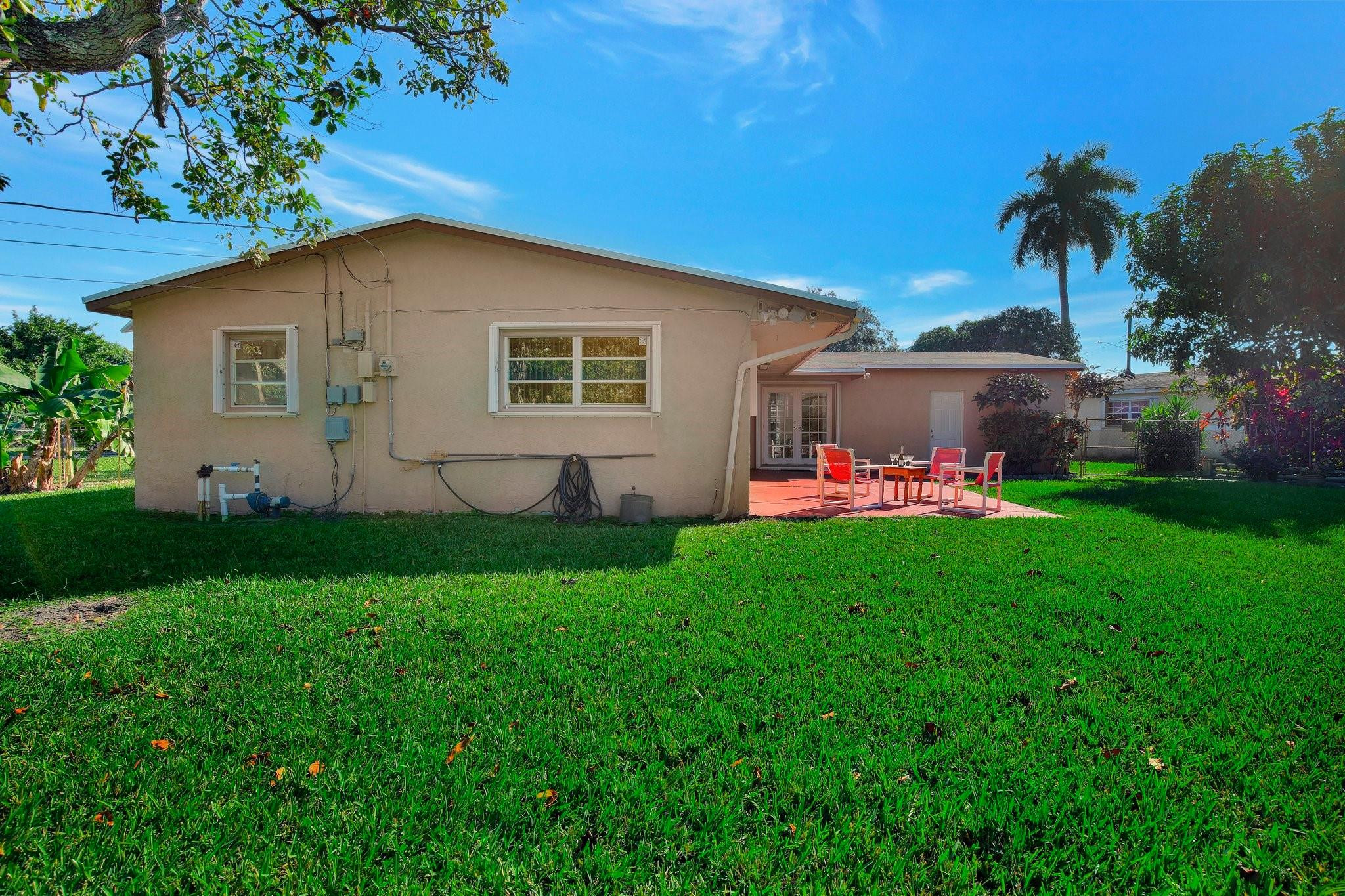 1831 NW 63rd Ave