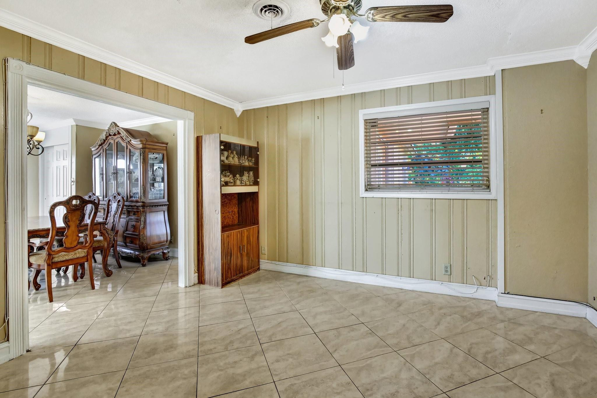 1831 NW 63rd Ave
