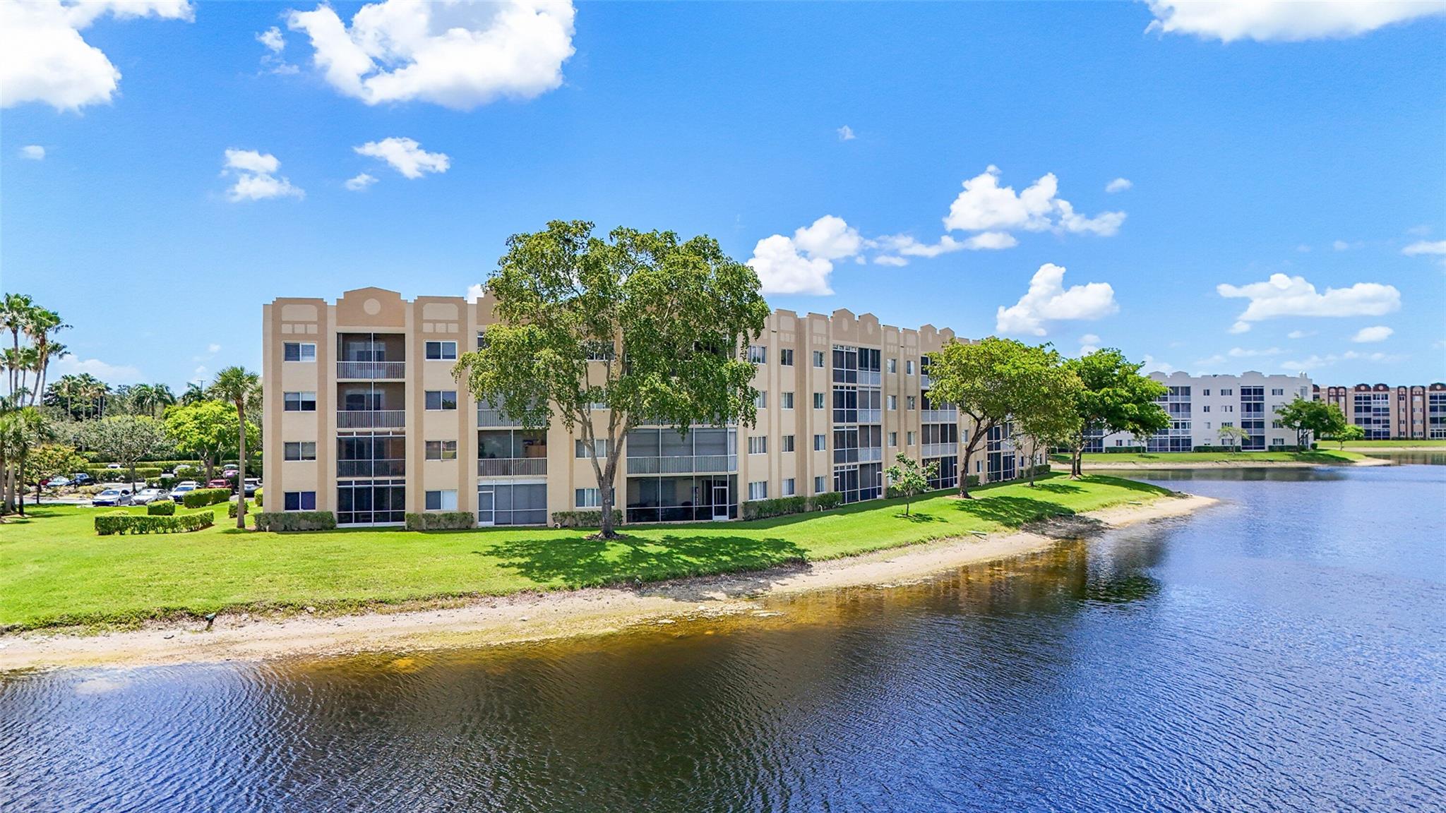 7739 Southampton Ter 209