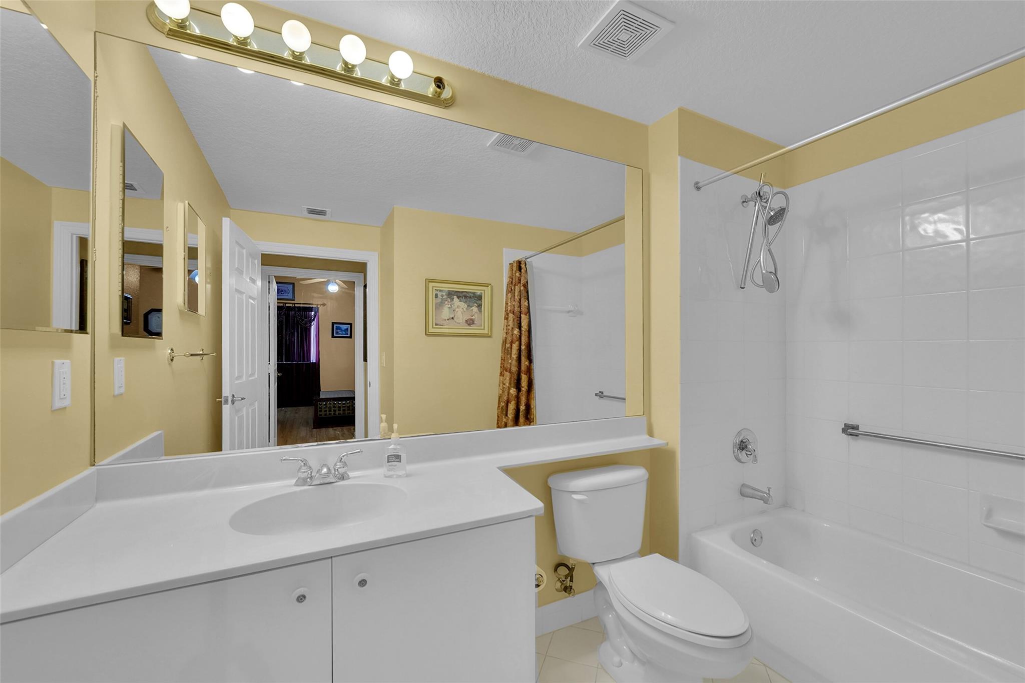 7739 Southampton Ter 209