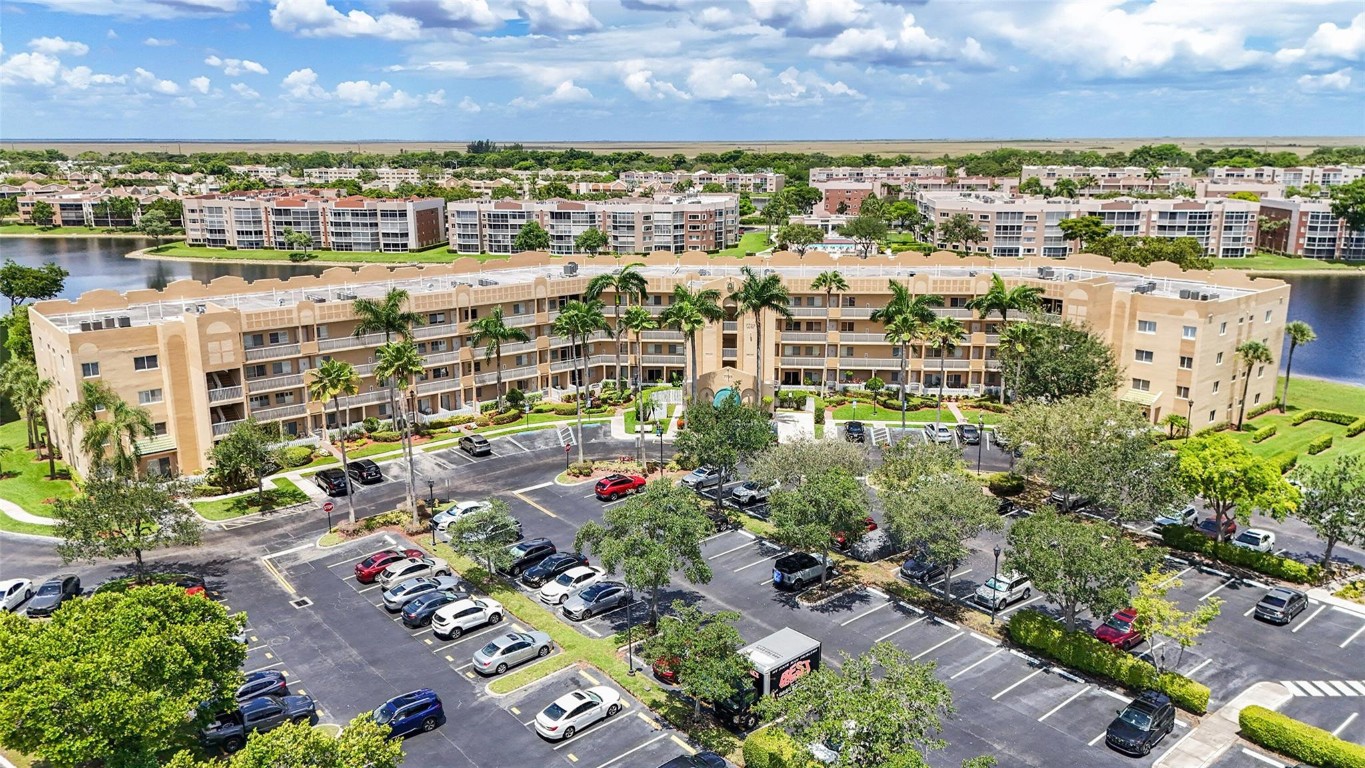 7739 Southampton Ter 209