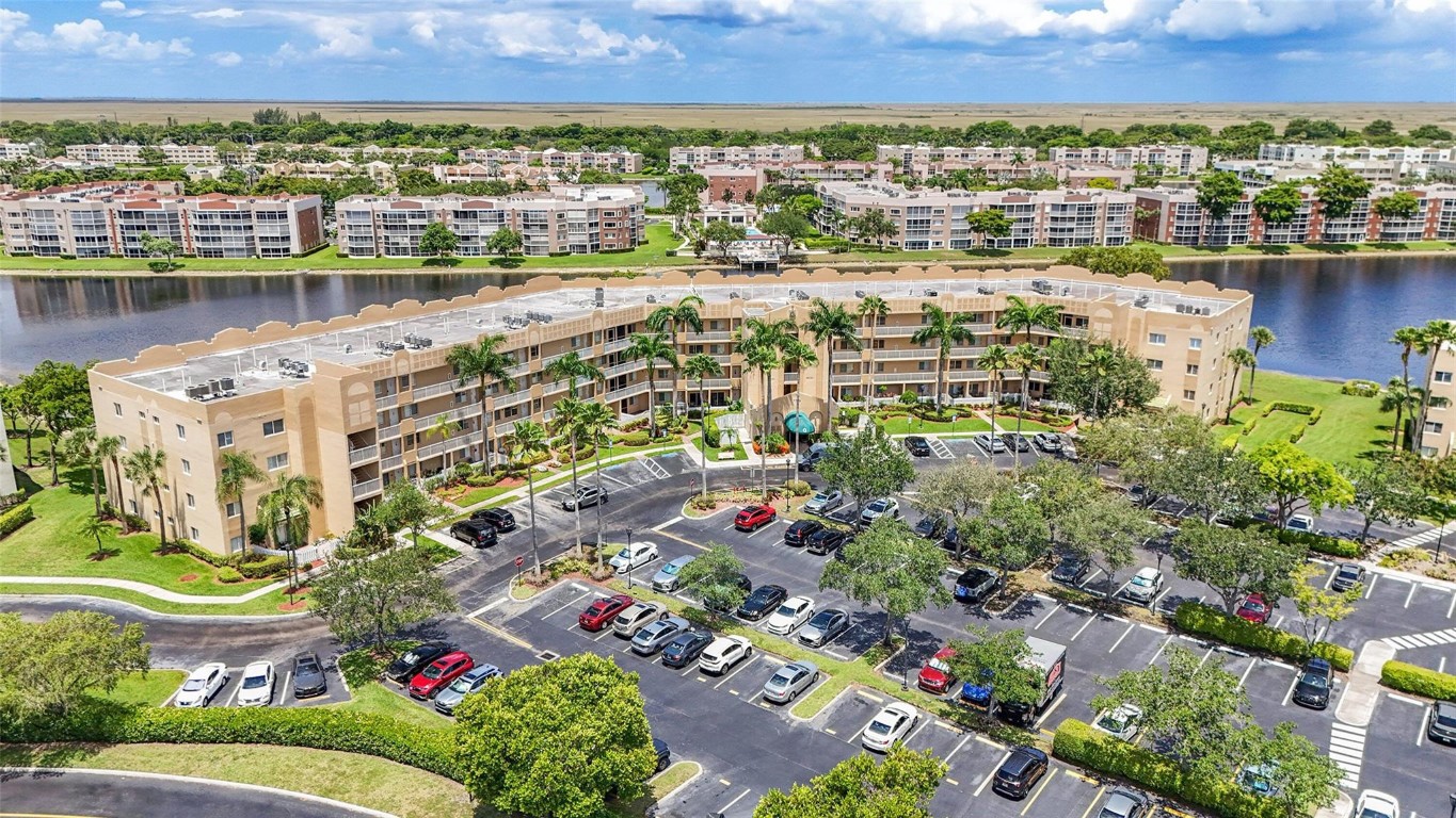 7739 Southampton Ter 209