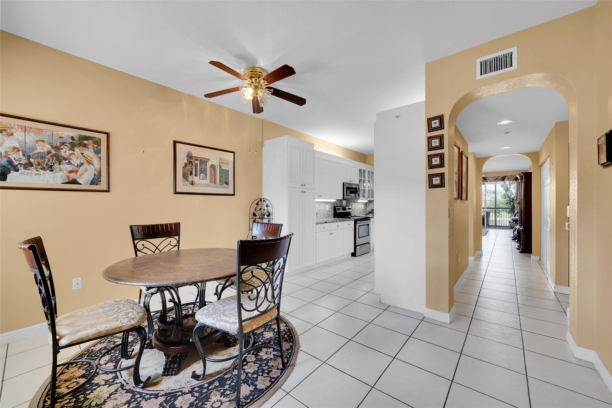 7739 Southampton Ter 209