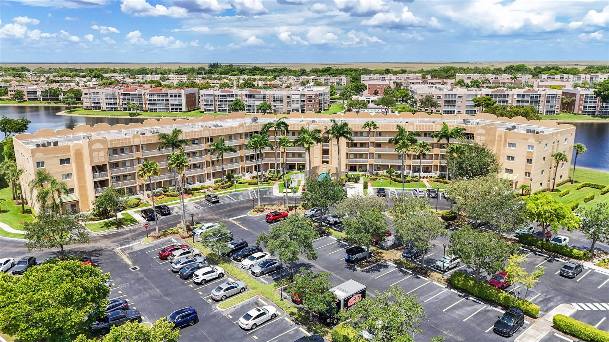 7739 Southampton Ter 209