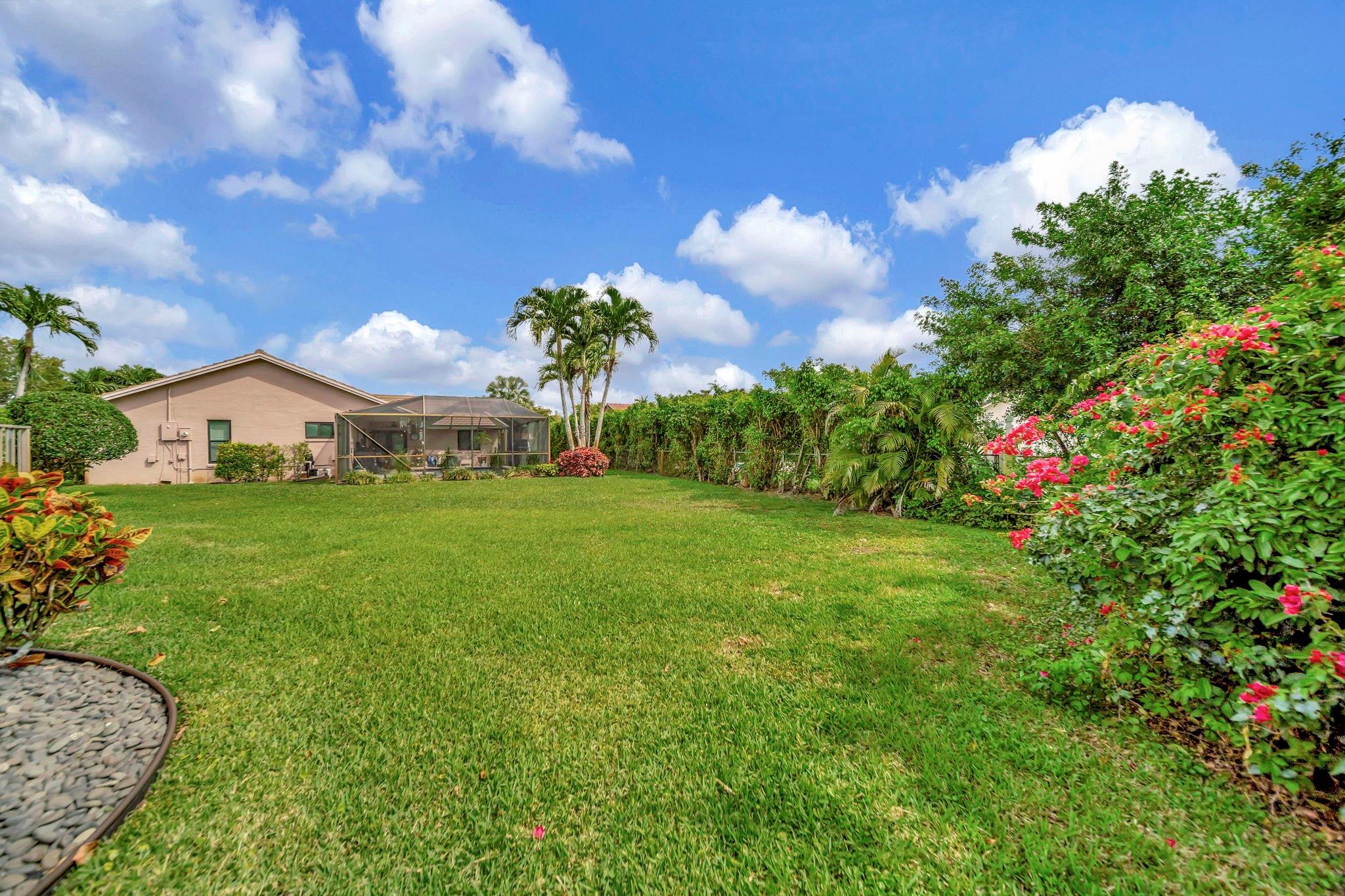 5301 NW 65th Ter