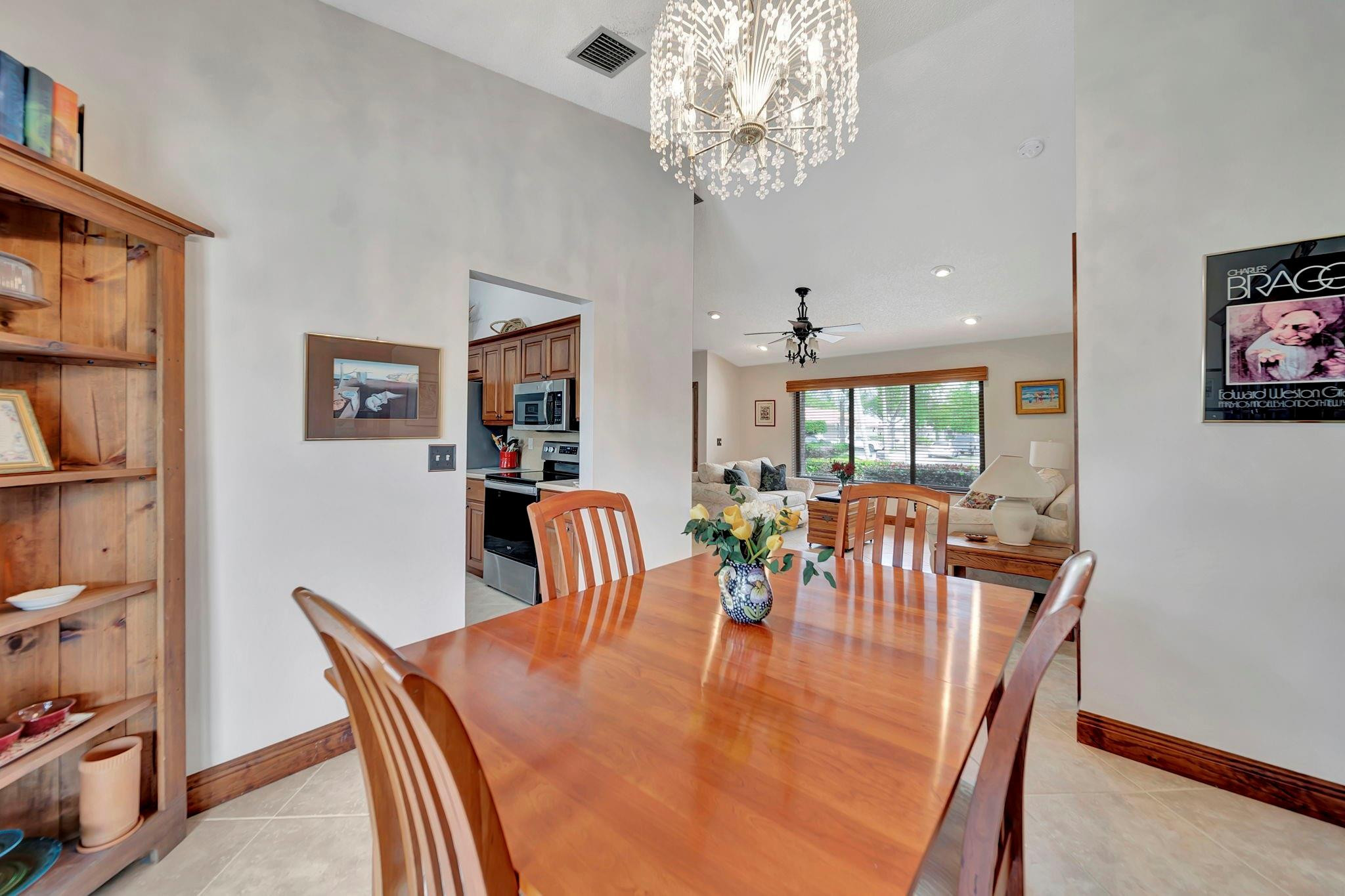 5301 NW 65th Ter