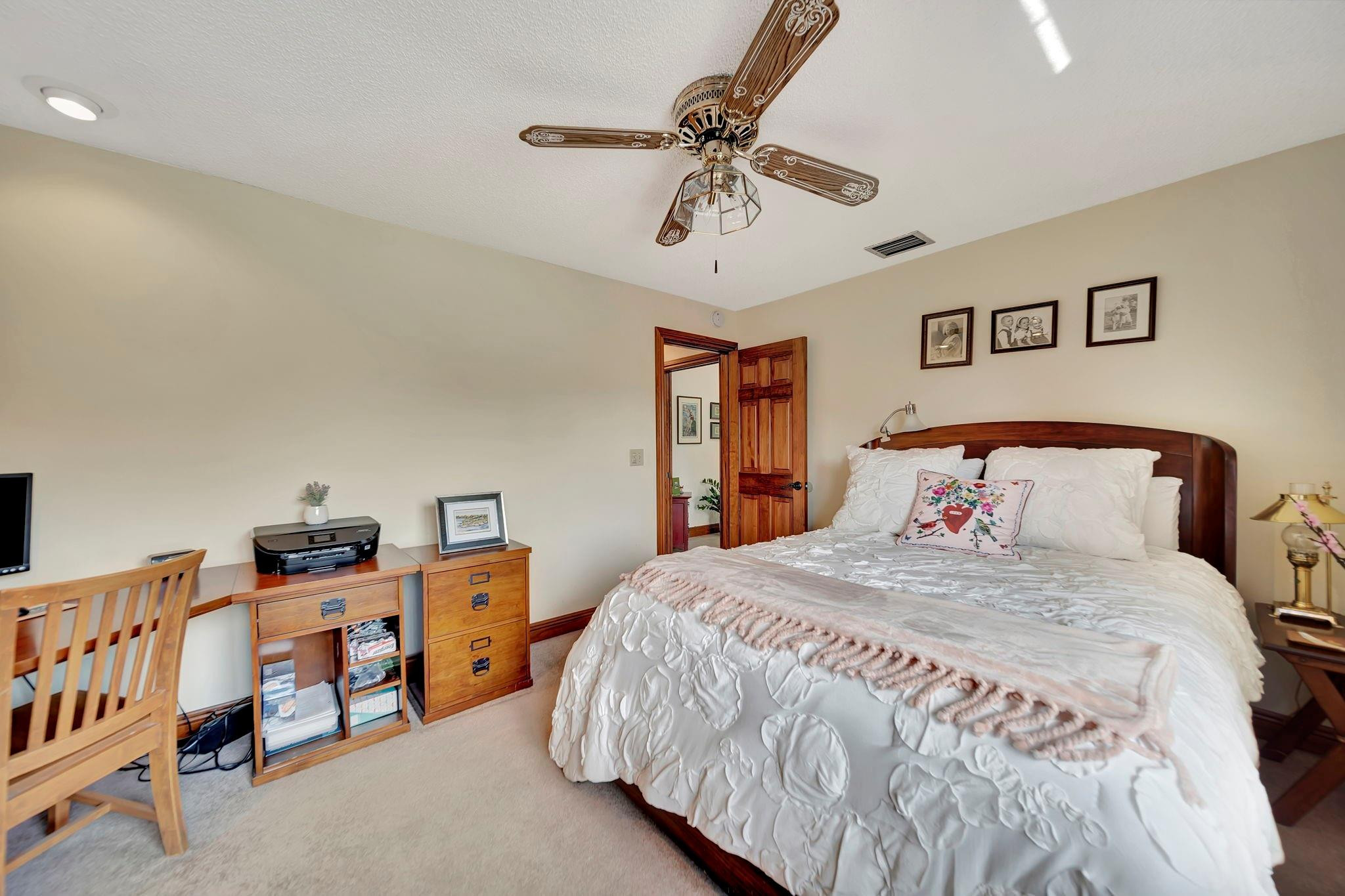 5301 NW 65th Ter