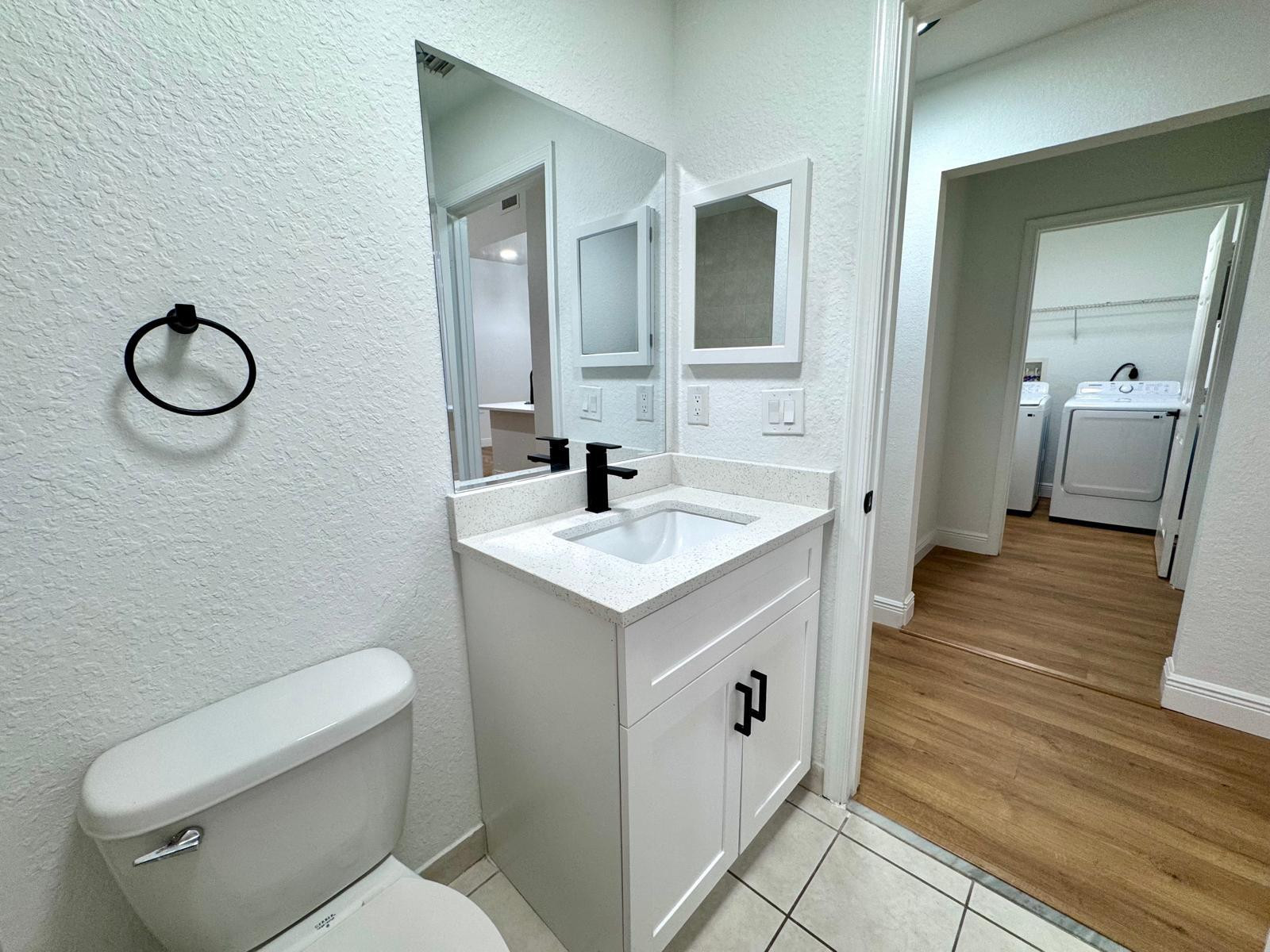 2801 Riverside Dr 103 S