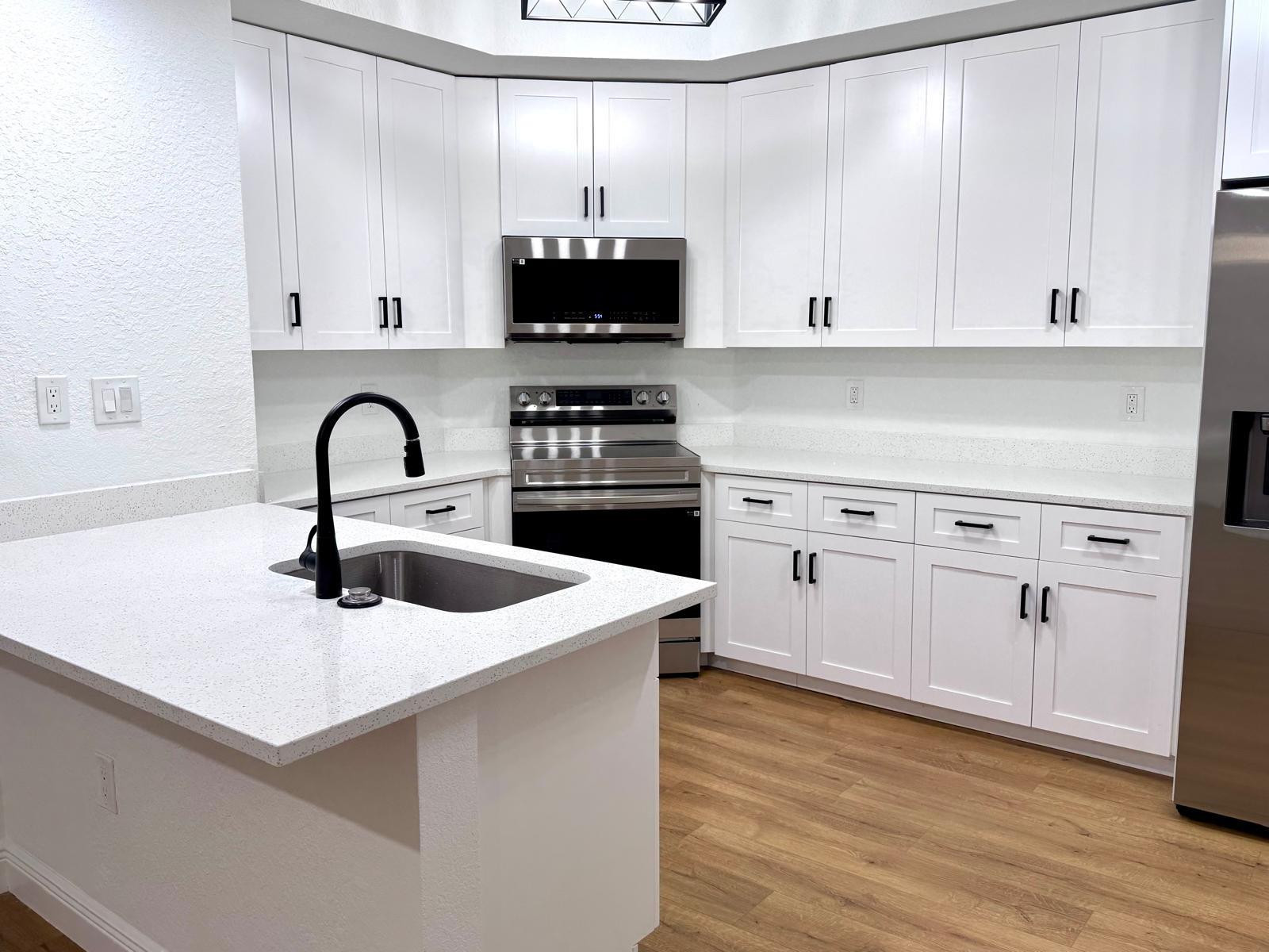 2801 Riverside Dr 103 S