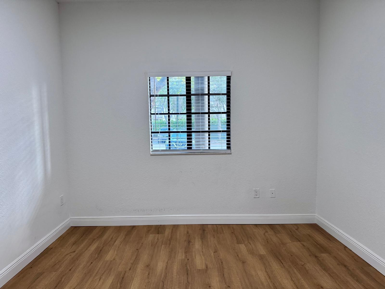 2801 Riverside Dr 103 S