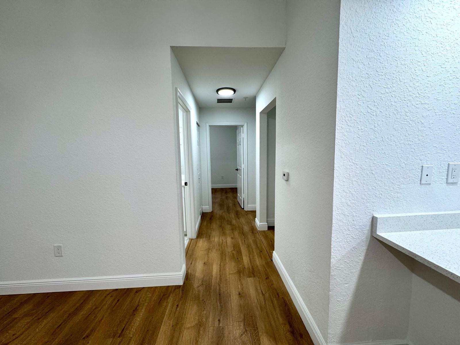 2801 Riverside Dr 103 S