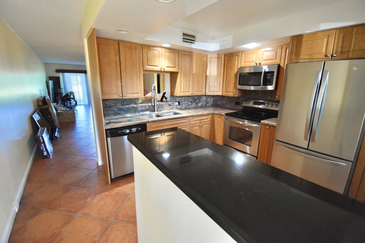 4301 Martinique Cir K1