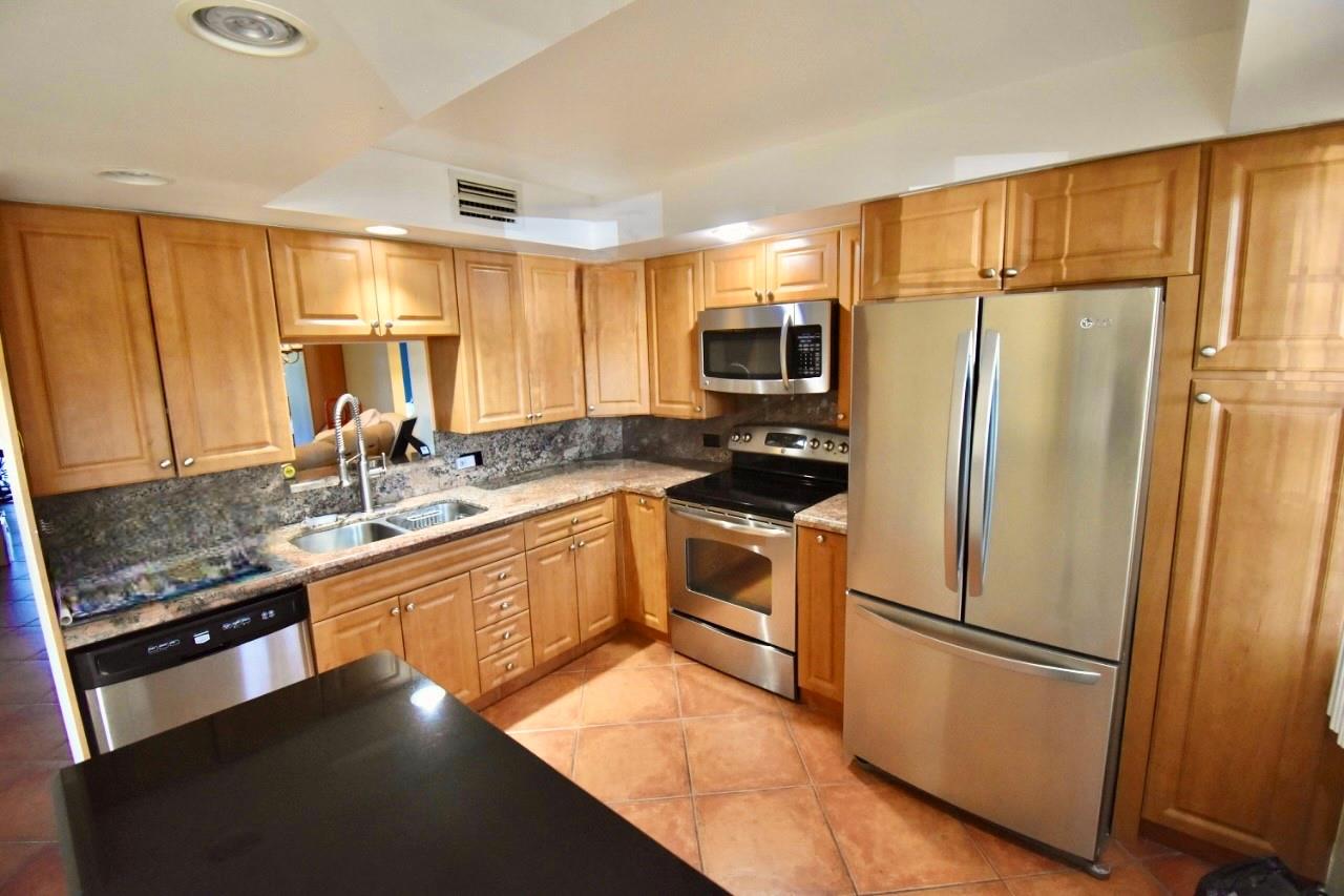4301 Martinique Cir K1