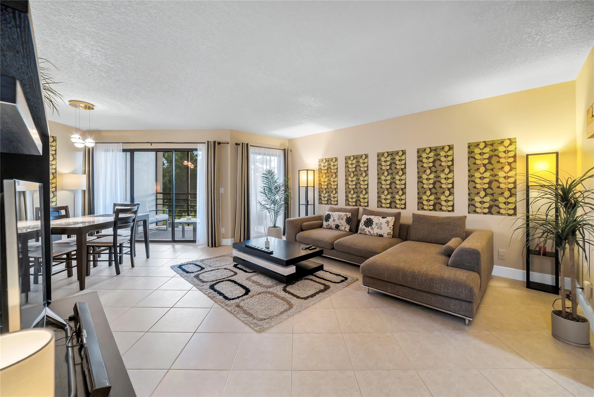 5701 Camino Del Sol 303