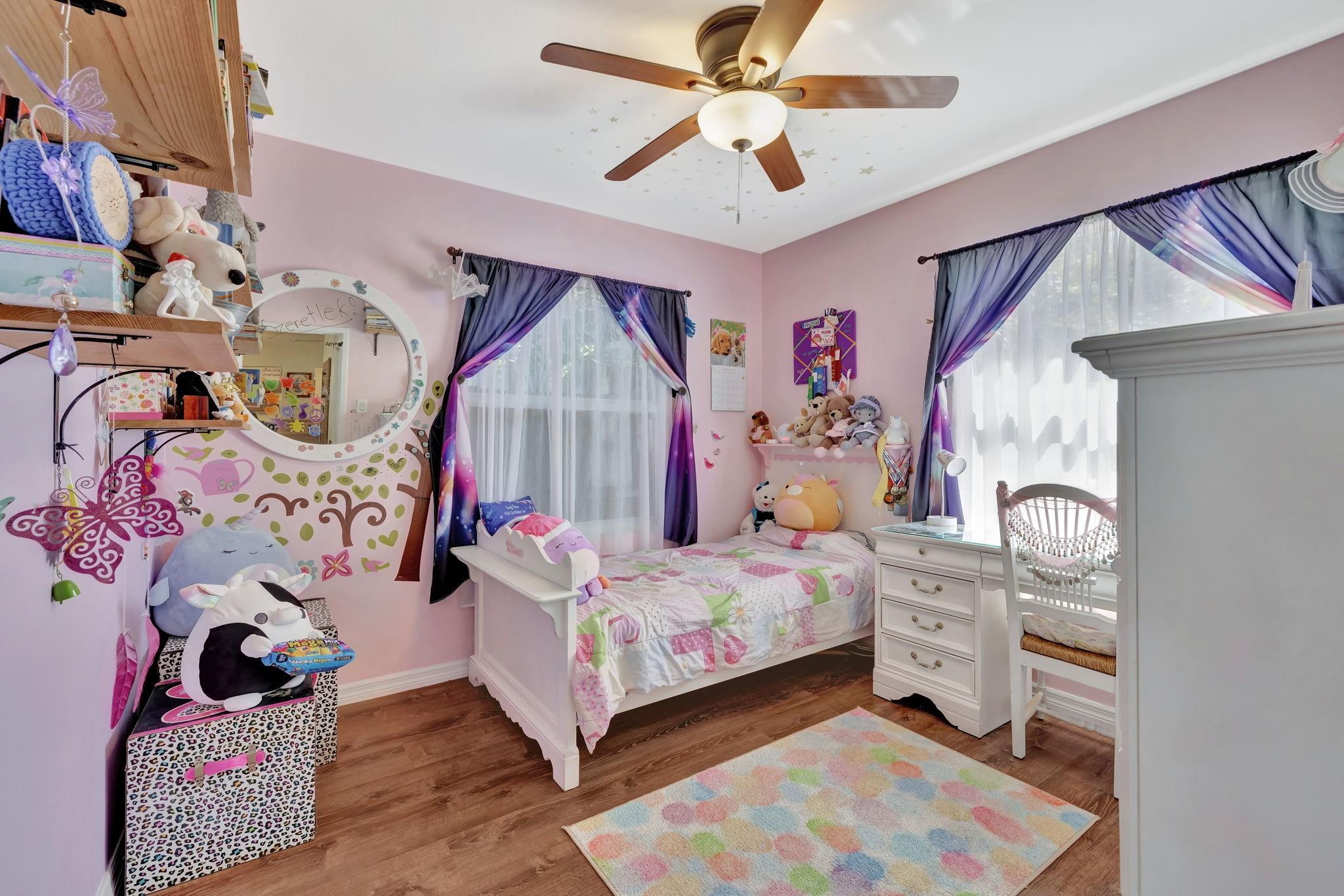 410 SW 10 St