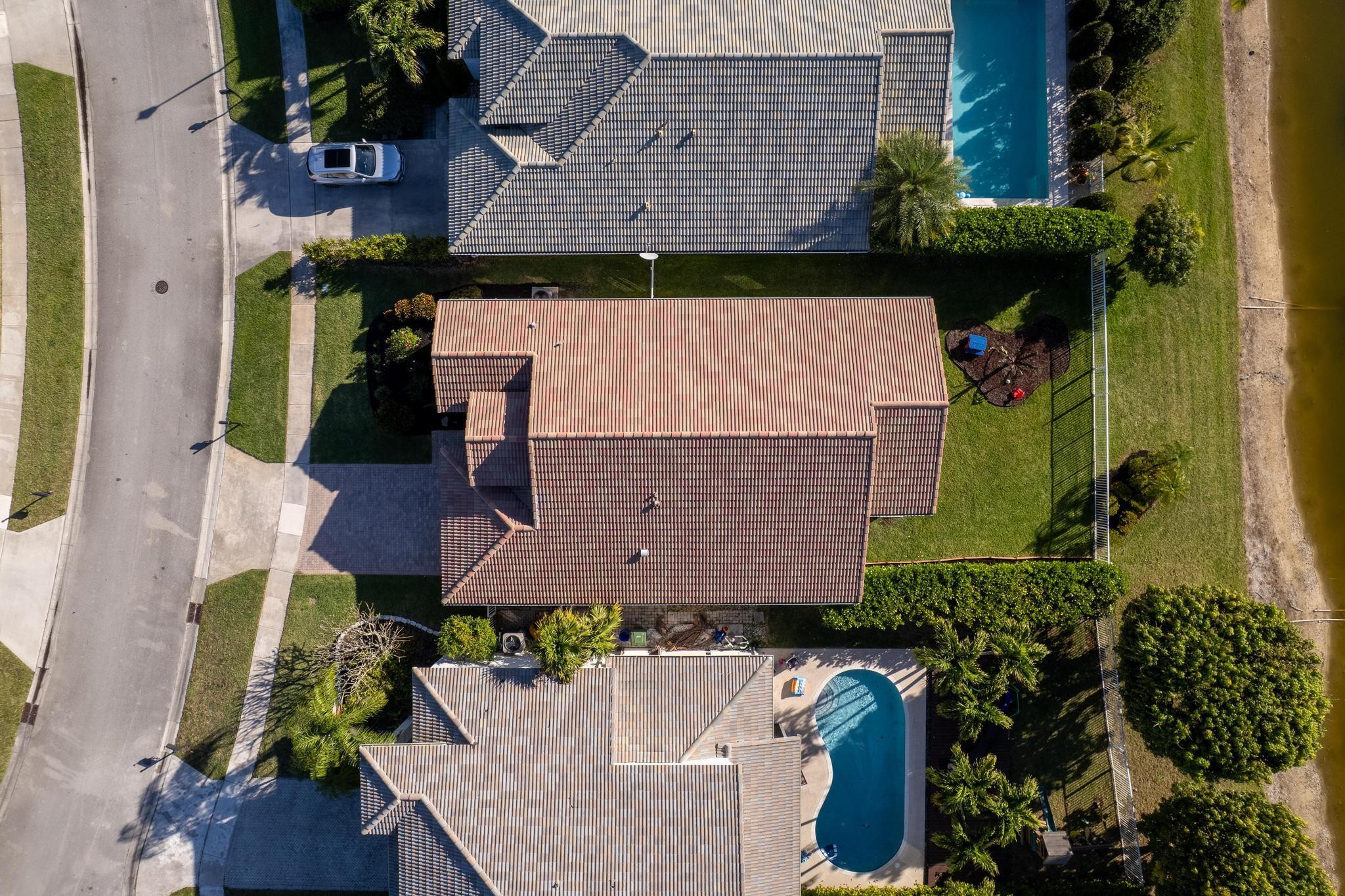 3590 Old Lighthouse Circle