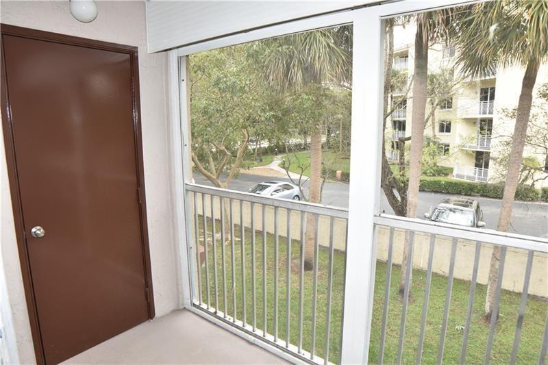 8750 Royal Palm Blvd