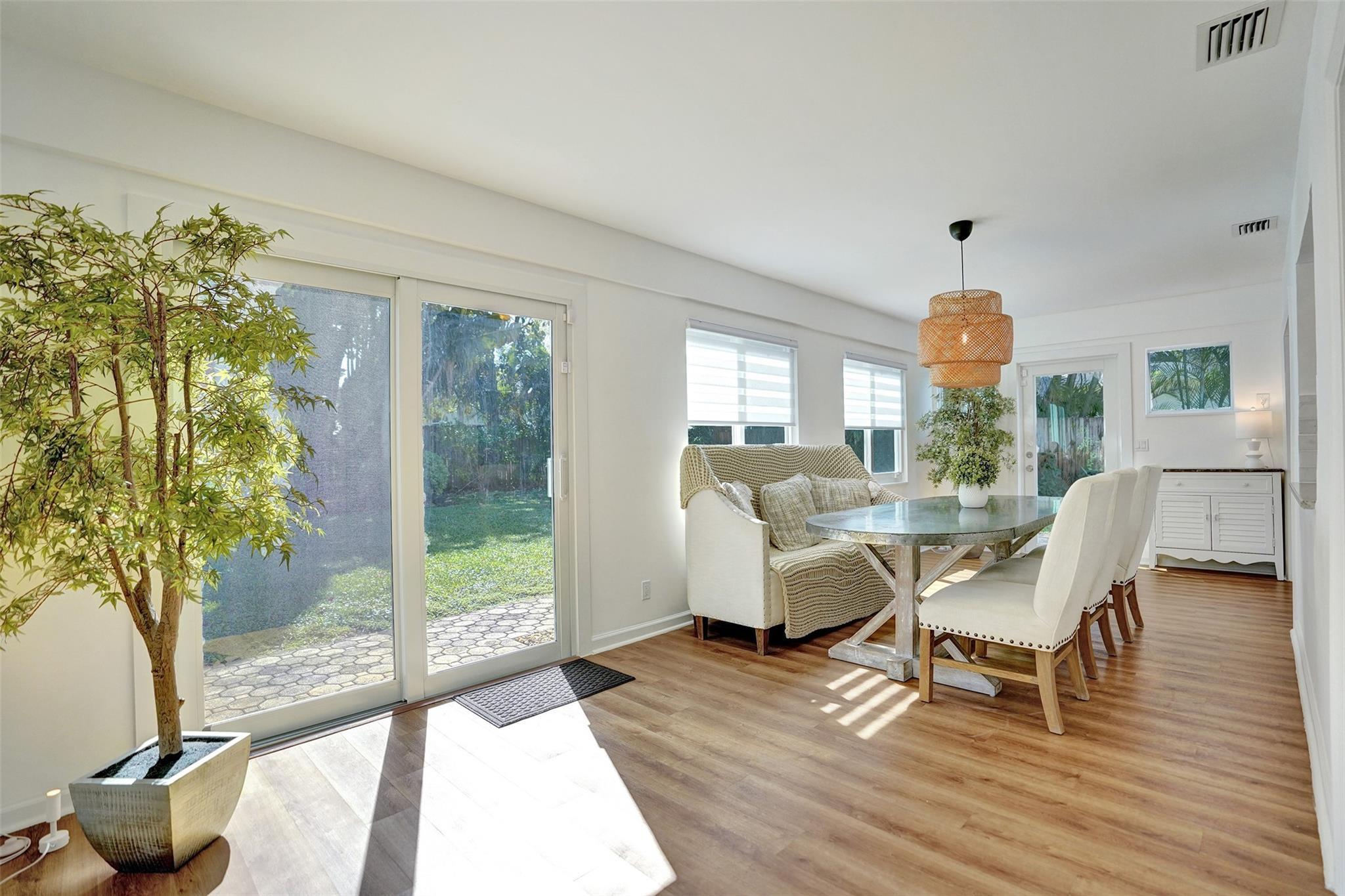 3000 Churchill Dr