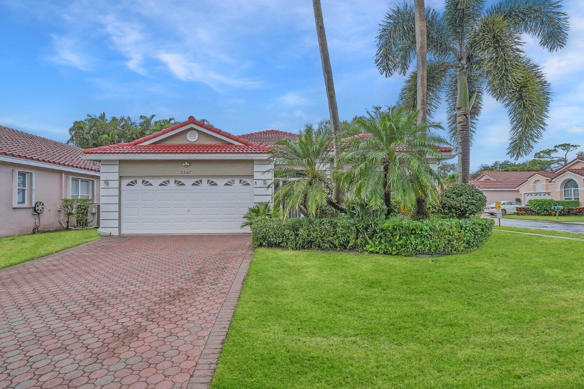 9547 Honeybell Cir