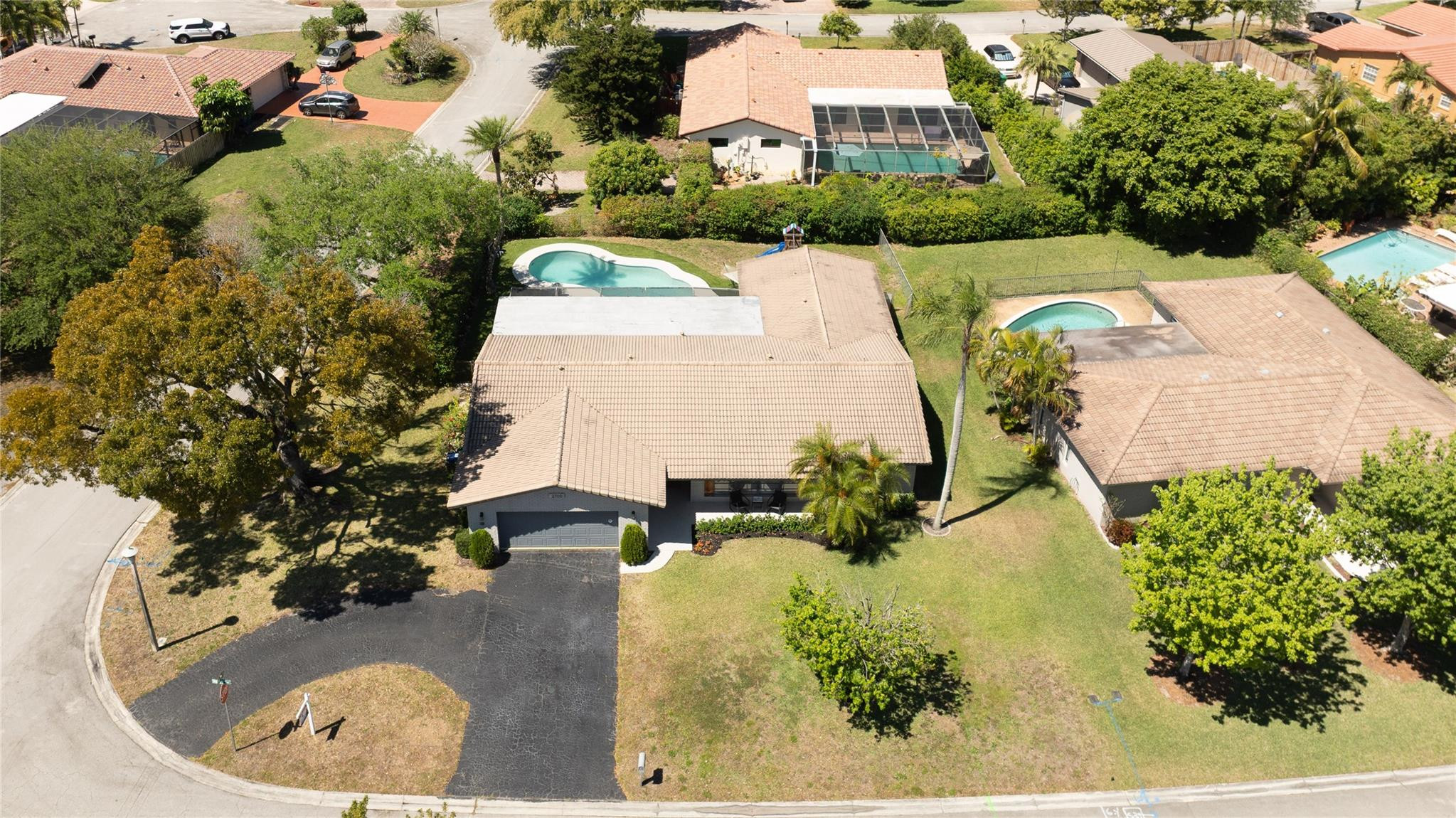 2700 NW 83rd Ter