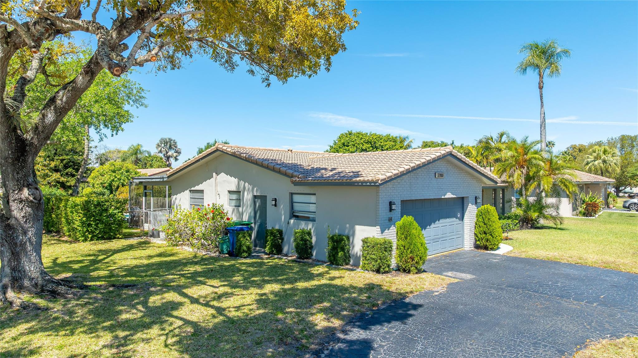 2700 NW 83rd Ter