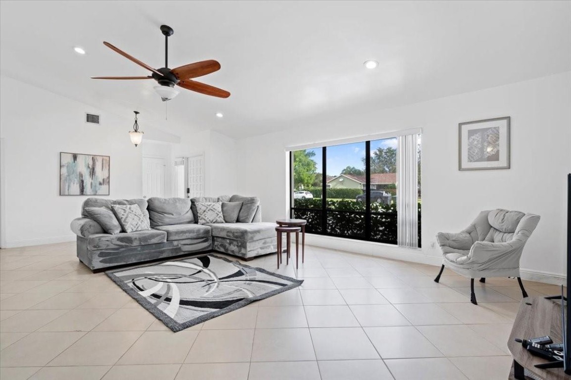 12092 Sugar Pine Trl