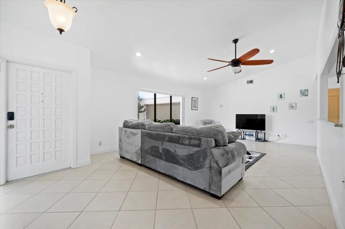 12092 Sugar Pine Trl